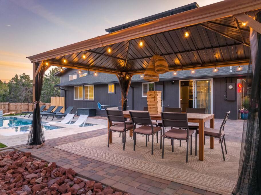 Ventana Roja - Heated Pool, Yoga Room, Hot Tub view 3