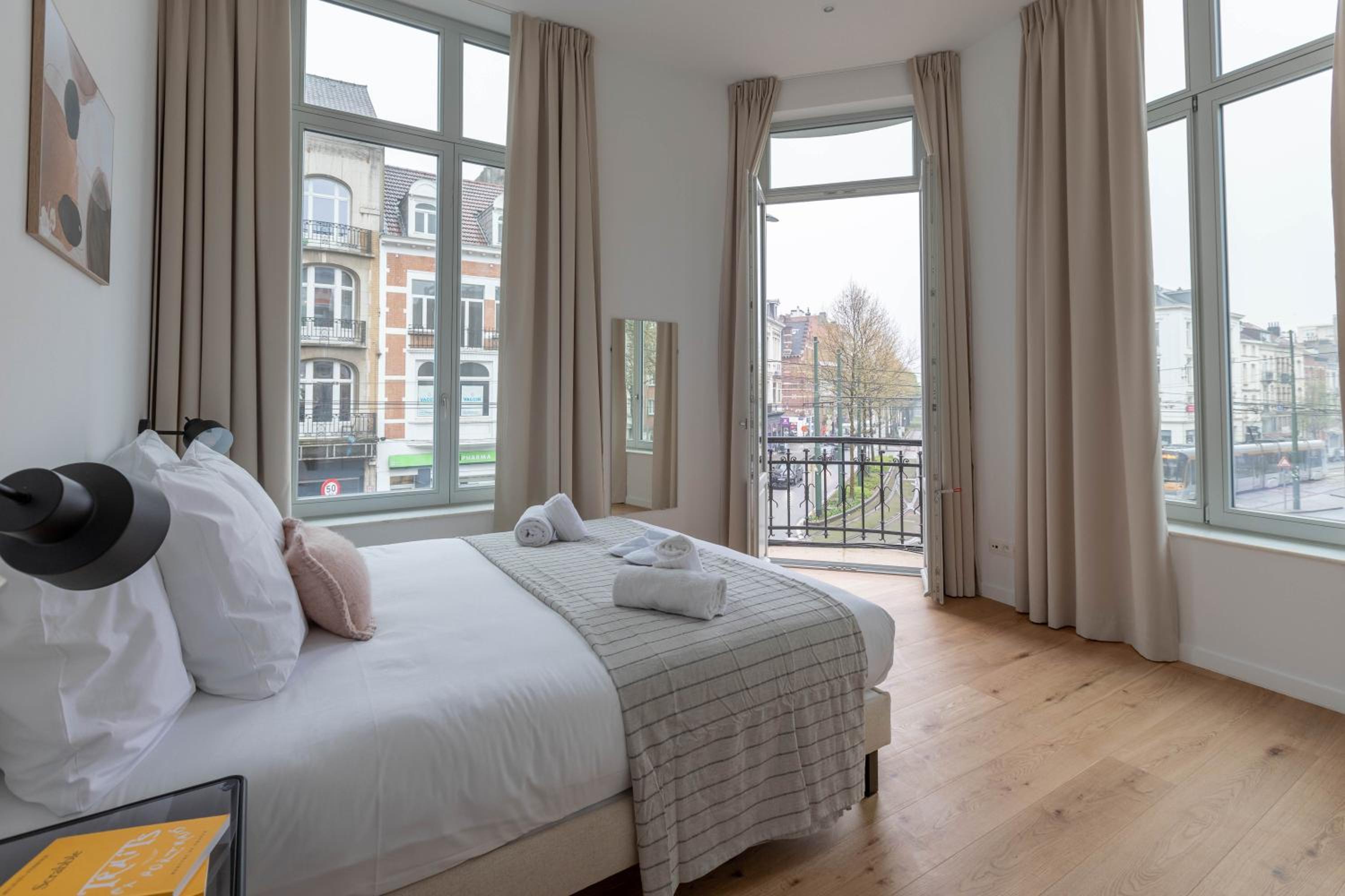Churchill Apartments