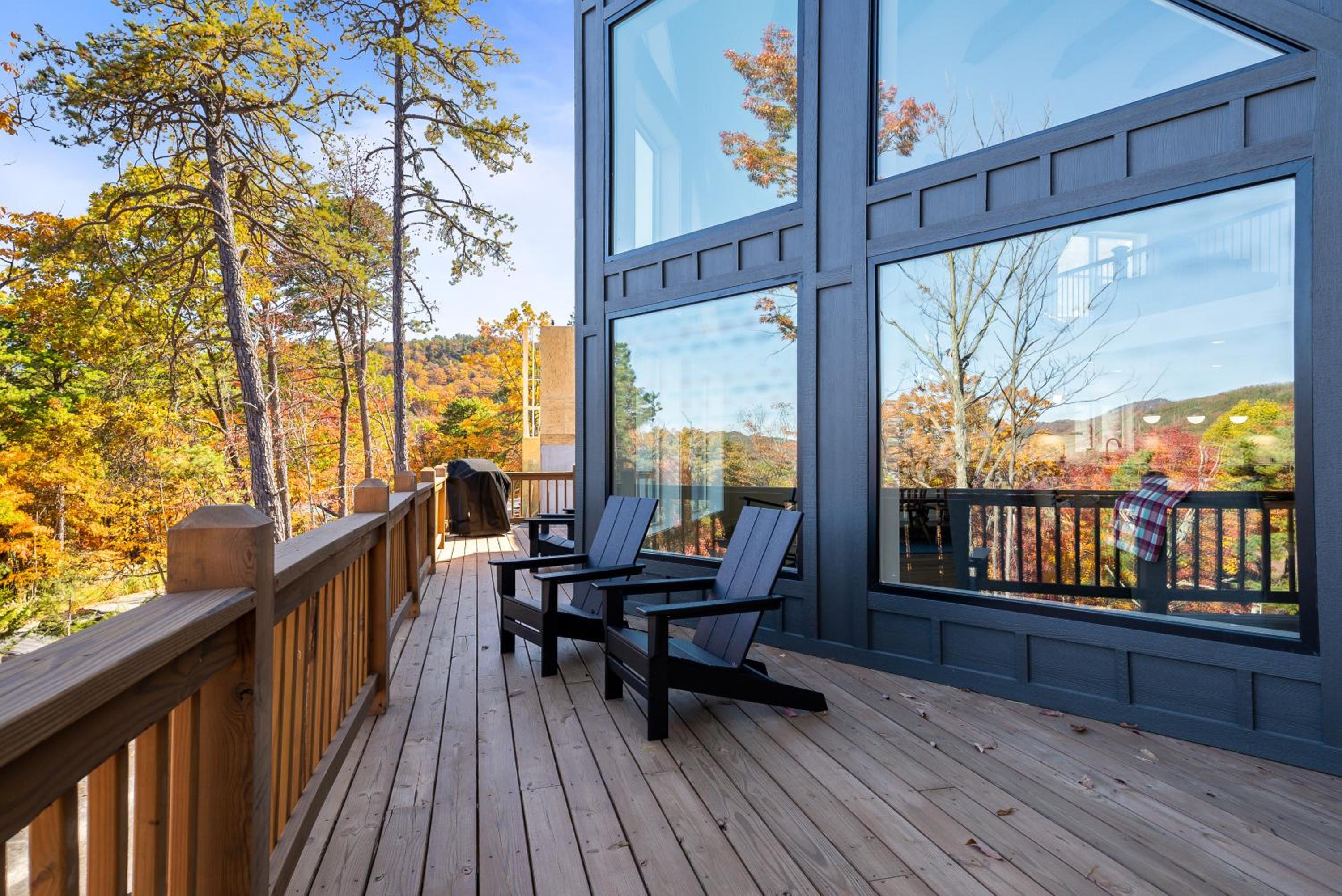 Epic Mtn Views I Luxe 5BR Alpine Escape view 4