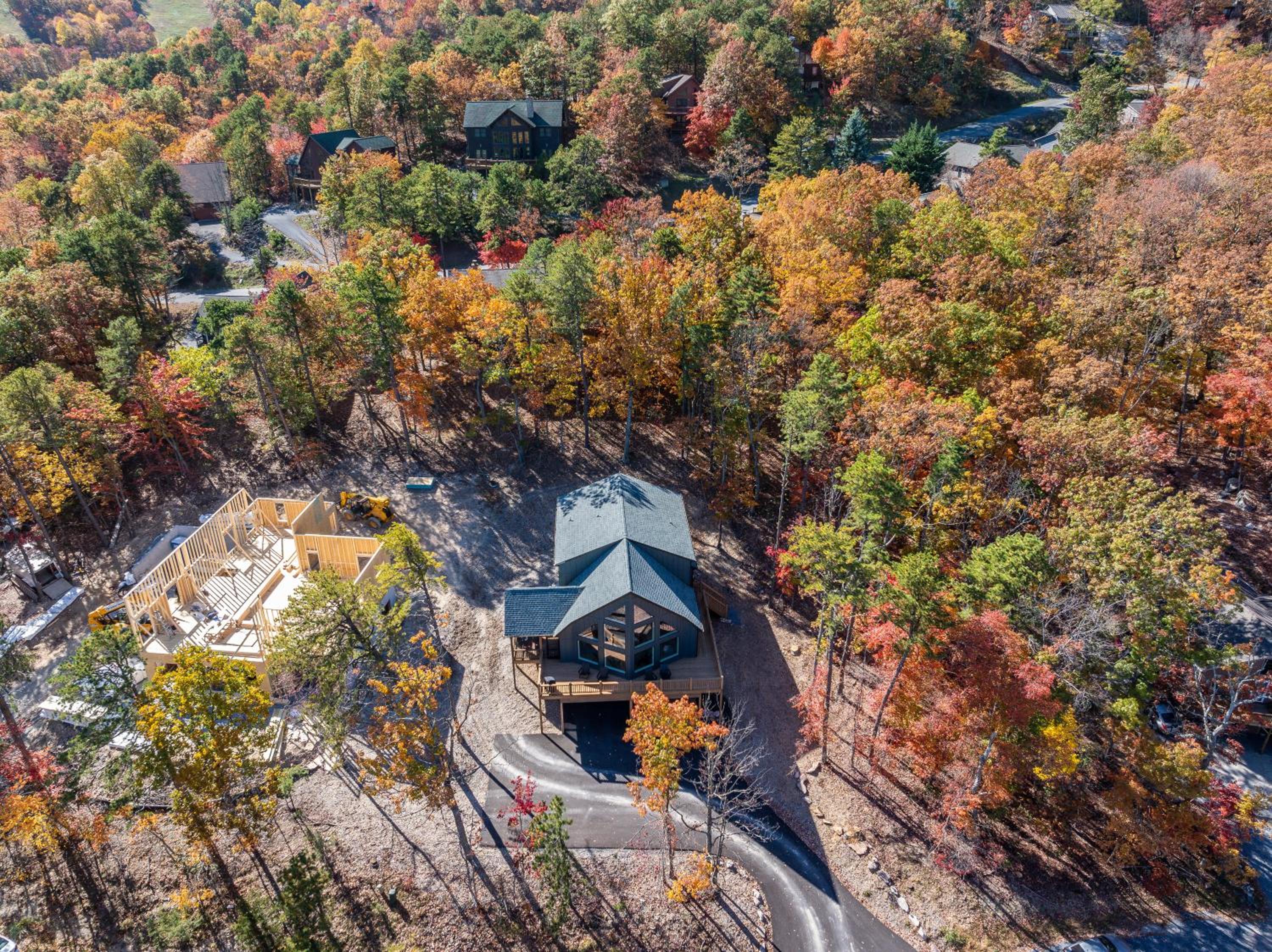 Epic Mtn Views I Luxe 5BR Alpine Escape view 2