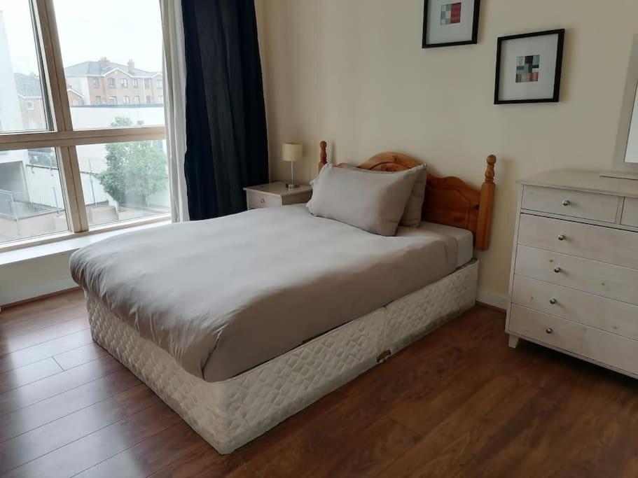 3bed 3bath Liffey river view