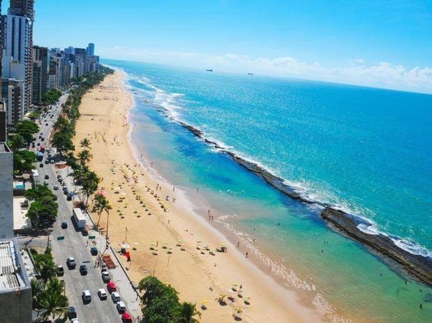 Flat funcional a 1min da praia!