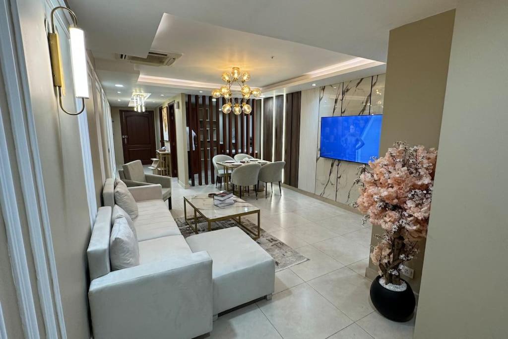 Self Check-in Smart Home 1 BHK Apt With Terrace in DHA 5