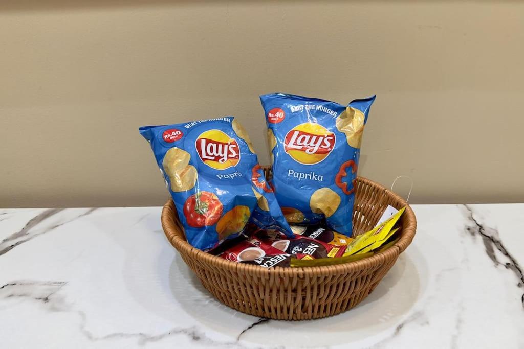 Self Check-in Smart Home 1 BHK Apt With Terrace in DHA 5