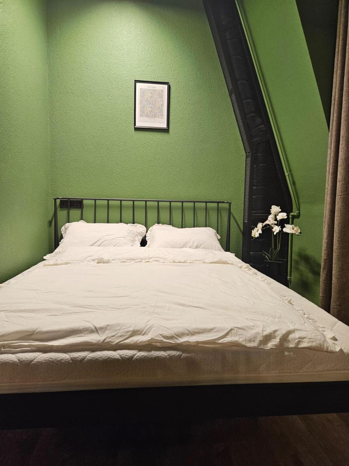 LOFT KN CENTRAL BOULEVARD St APARTMENT