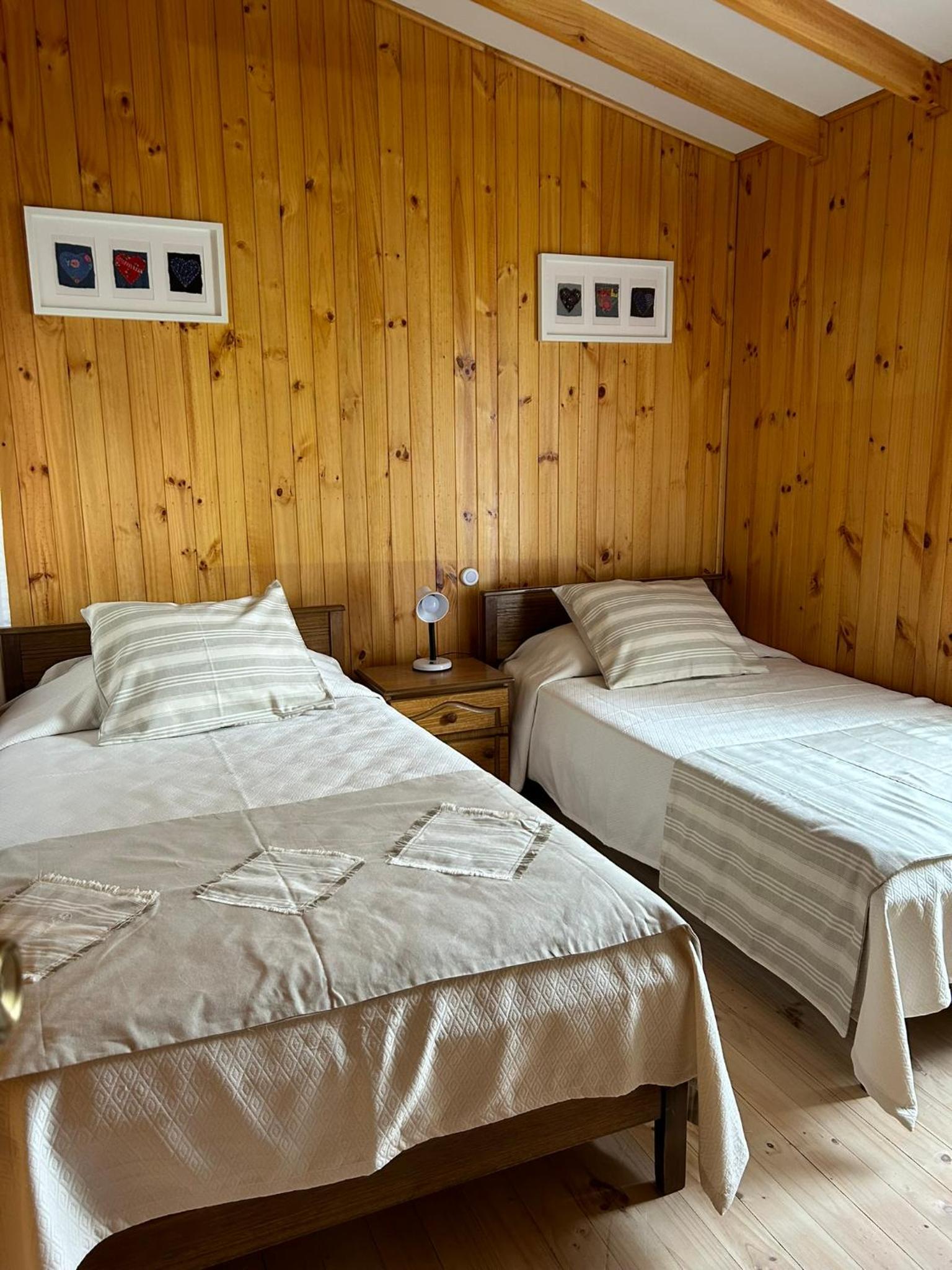 Casa familiar entre Lican Ray y Conaripe con acceso directo al lago Calafquen