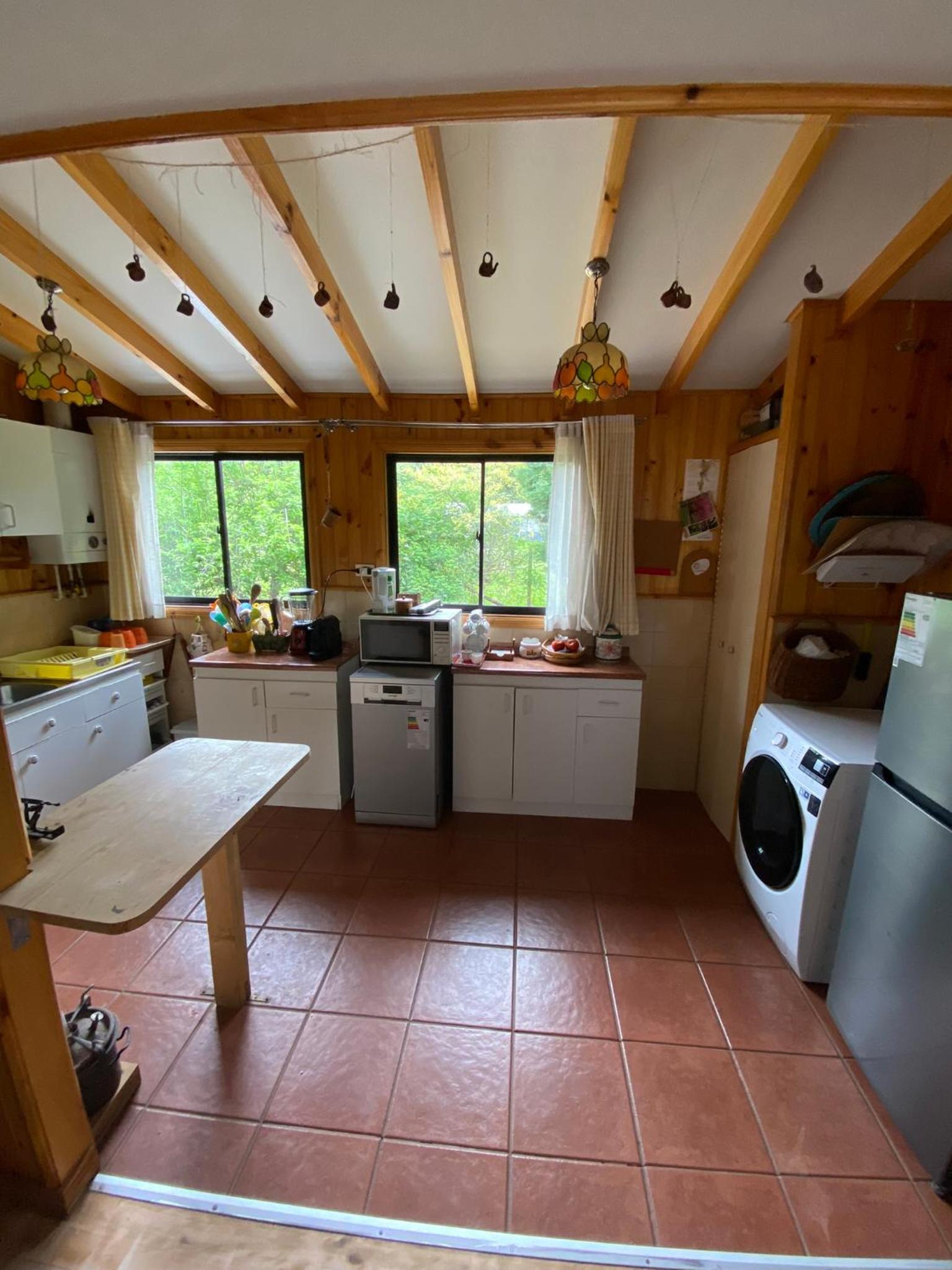 Casa familiar entre Lican Ray y Conaripe con acceso directo al lago Calafquen