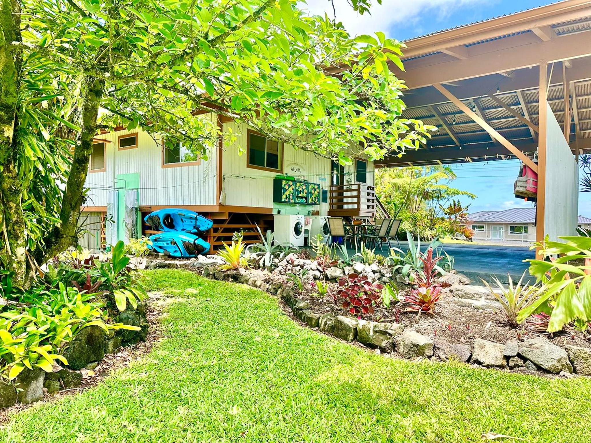 Puna Zen Botanical Garden Retreat view 3