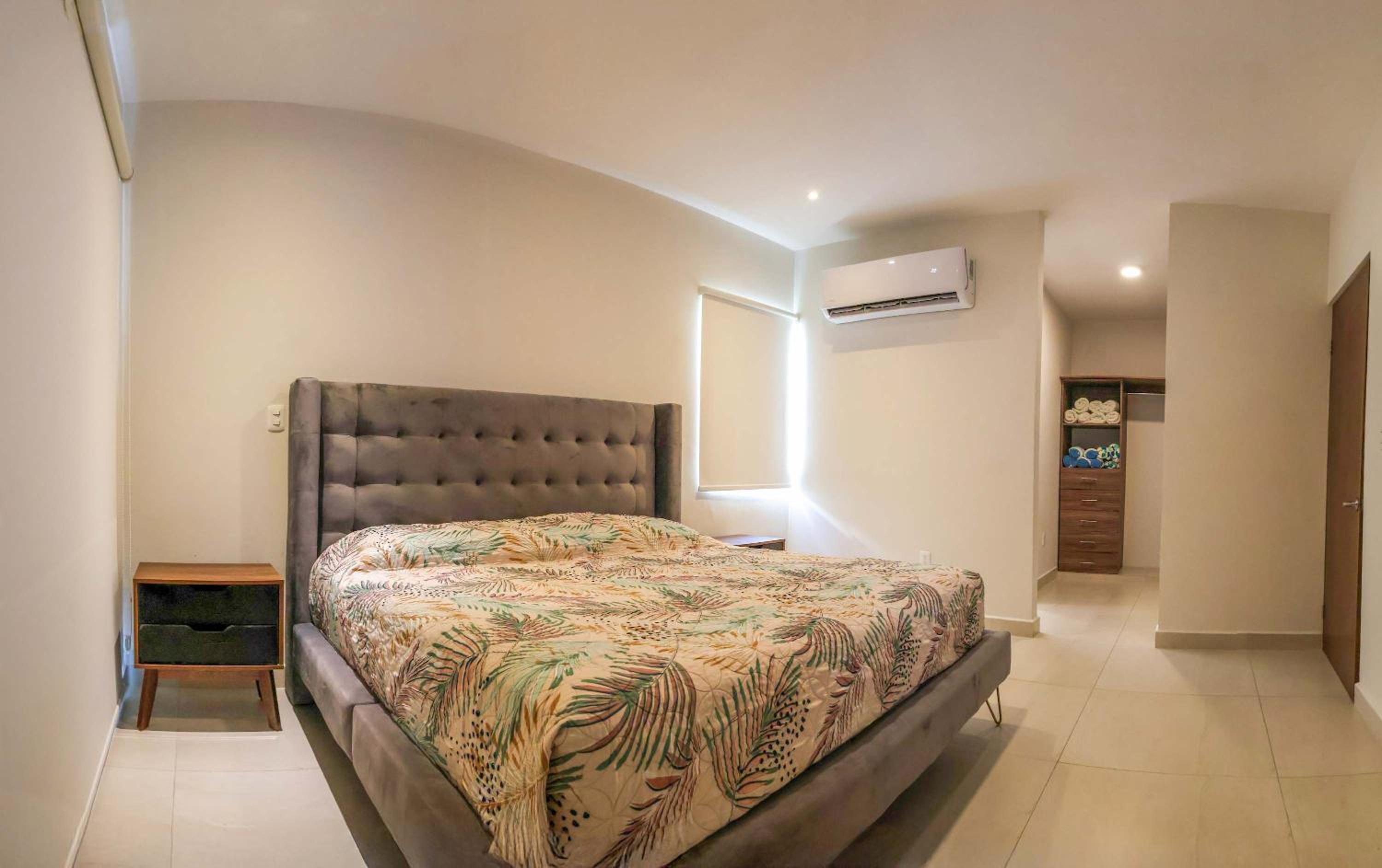 Family Home Near the Beach in Velamar view 3