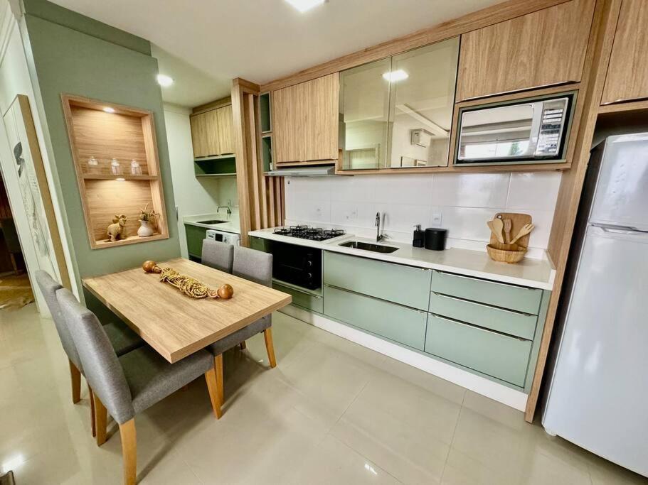 Apartamento luxo frente mar na Praia dos Ingleses