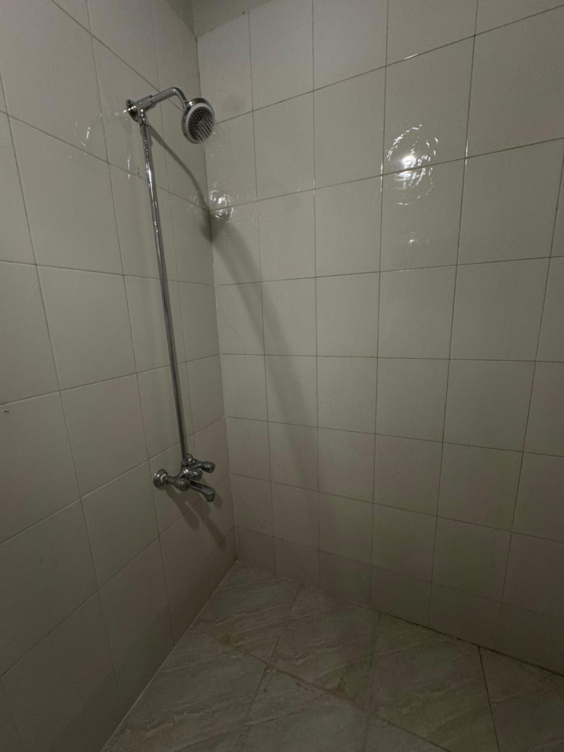 Luxury apartment in f11 view 3