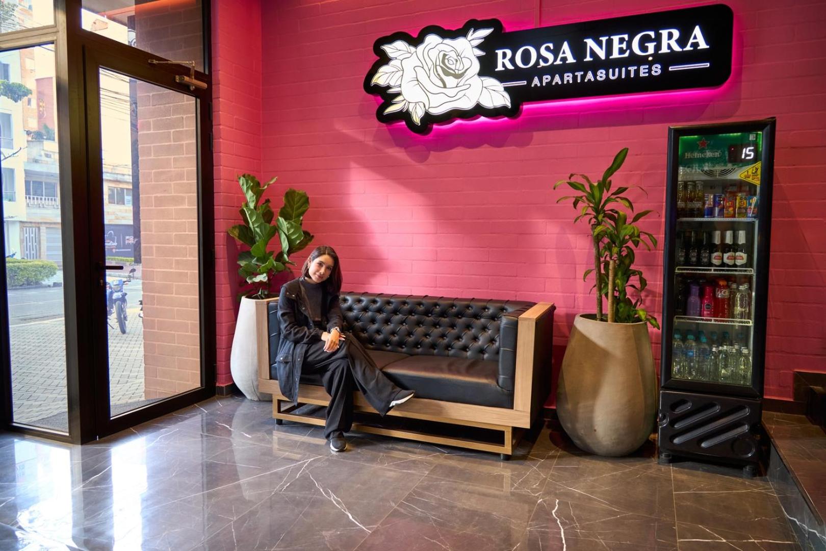 Warm and Cozy Stadio Suite Rosa Negra