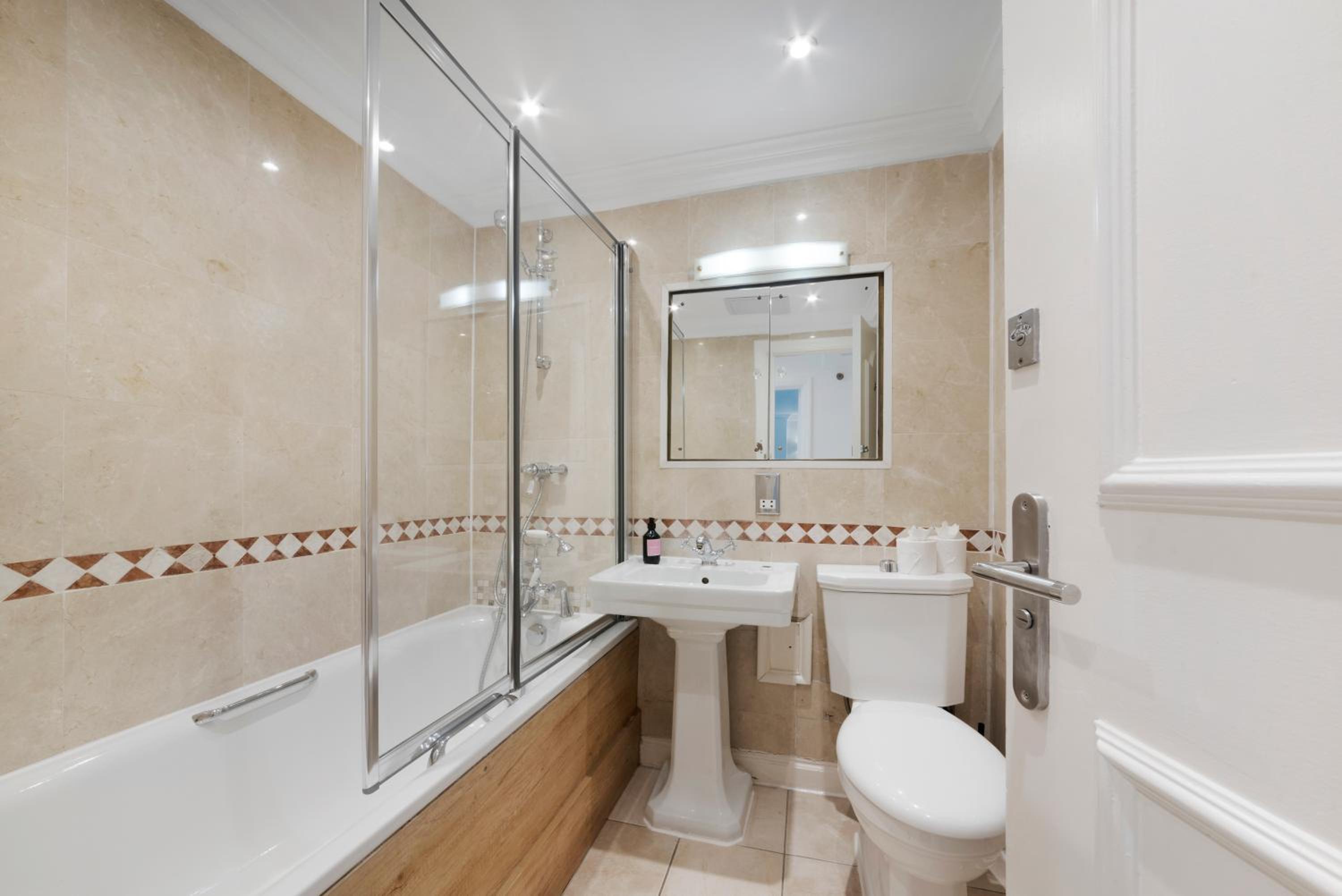 Luxury 2 Bed In Mayfair!
