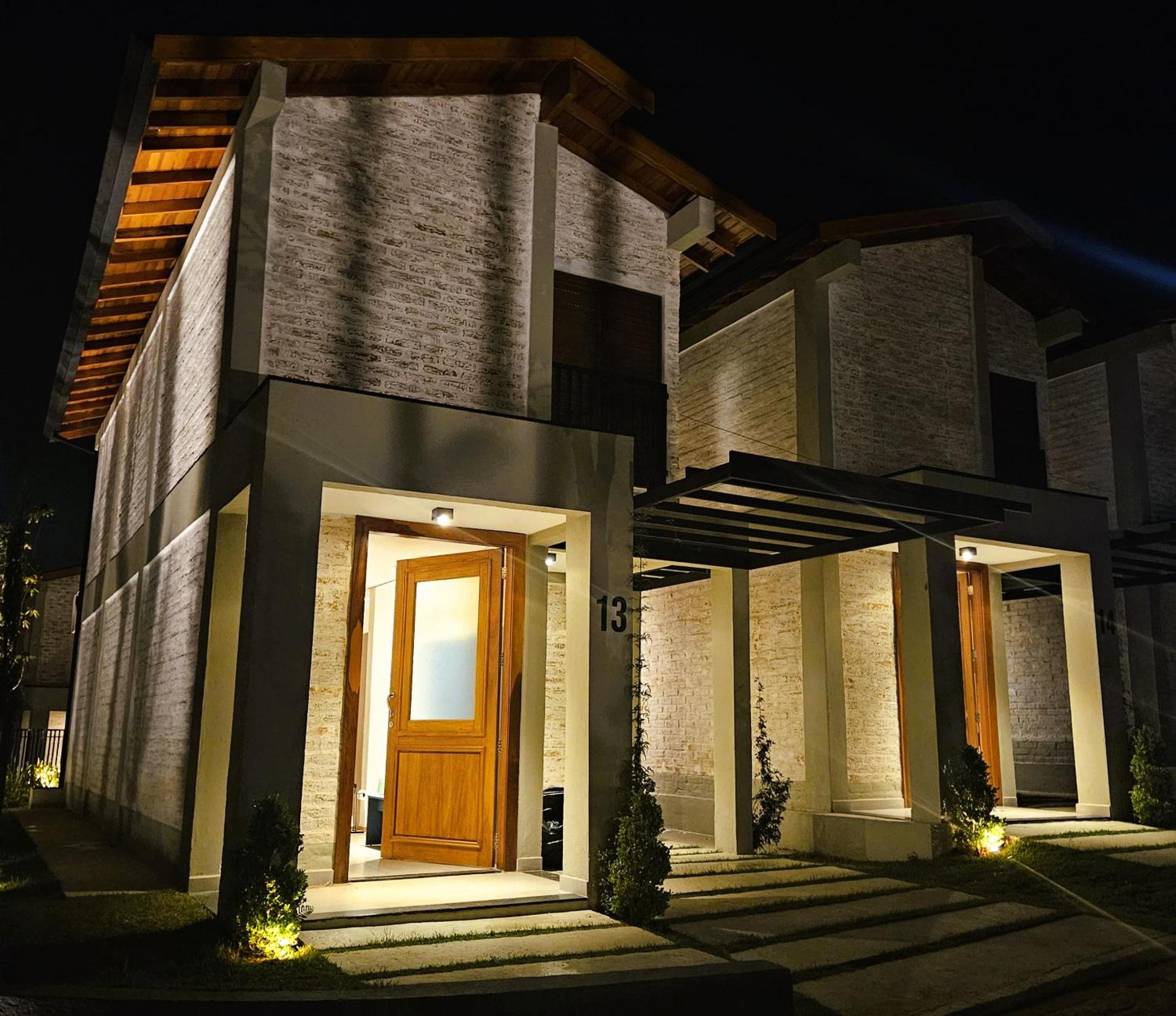 Chalé em Monte Verde, lareiras e baheira, 800m centro