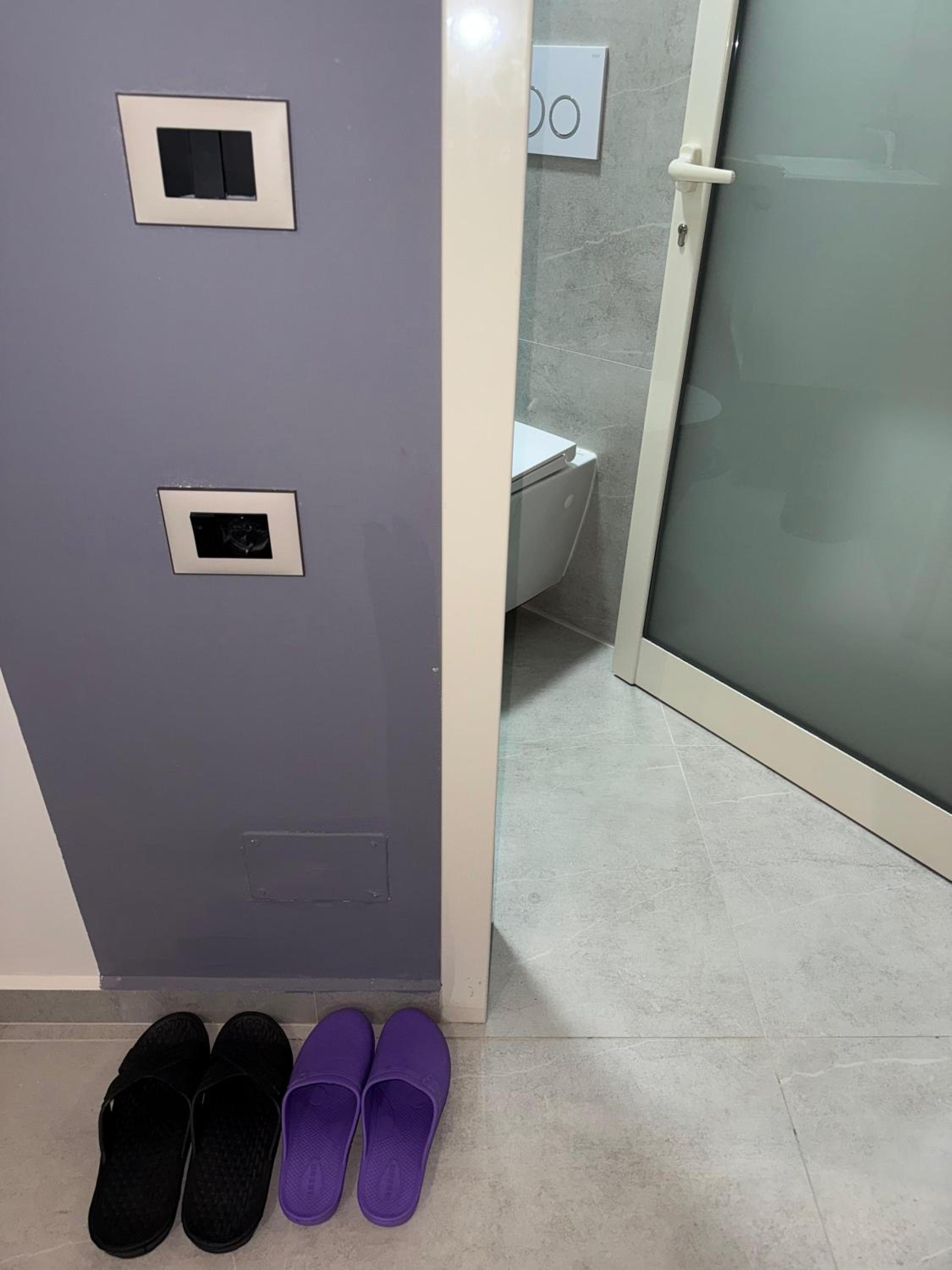 STAY-FIVE Modern Central Studios Self Check-in & Fast Wi-Fi