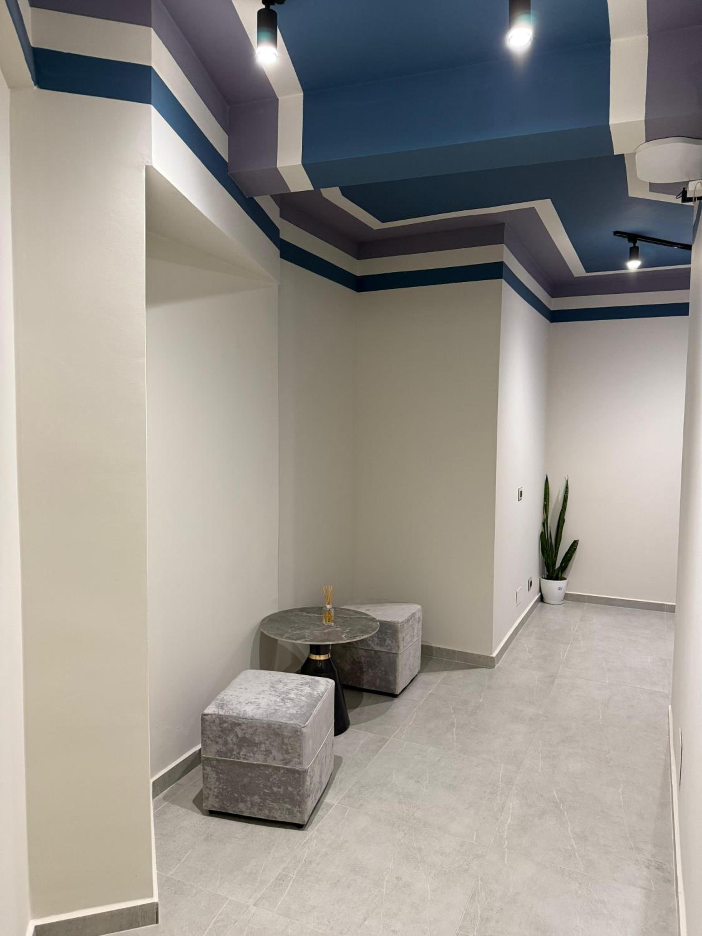 STAY-FIVE Modern Central Studios Self Check-in & Fast Wi-Fi