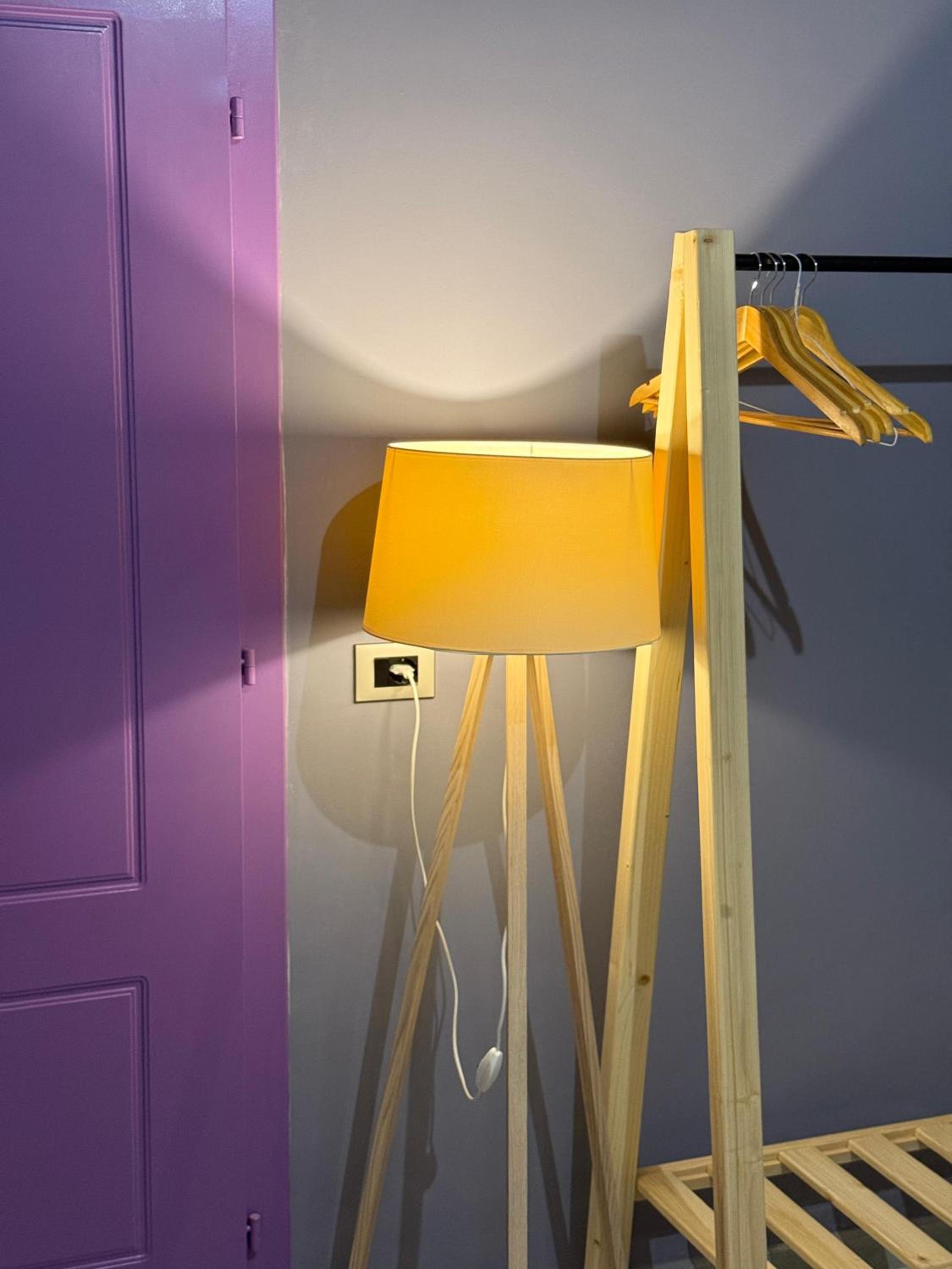 STAY-FIVE Modern Central Studios Self Check-in & Fast Wi-Fi