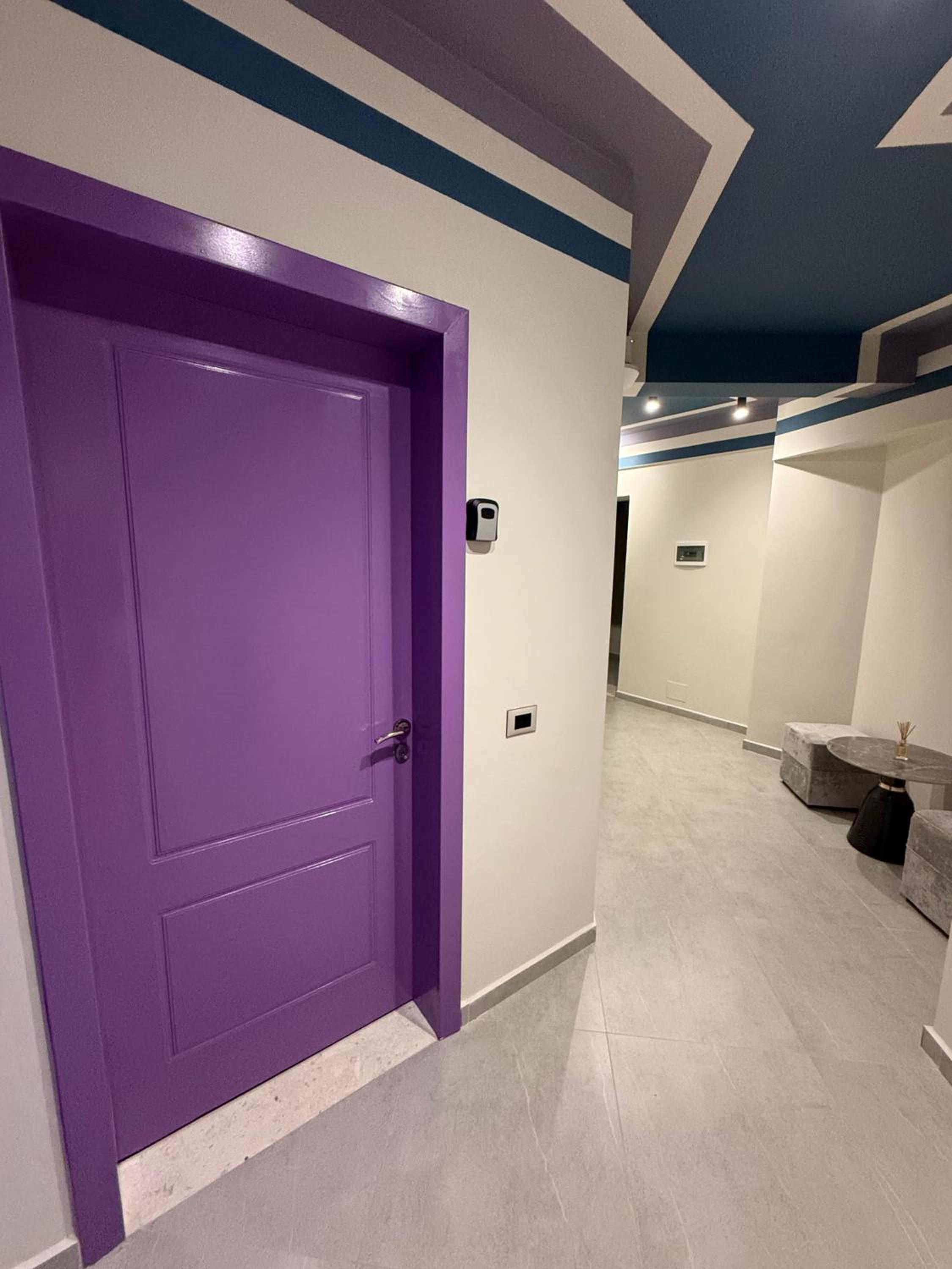 STAY-FIVE Modern Central Studios Self Check-in & Fast Wi-Fi