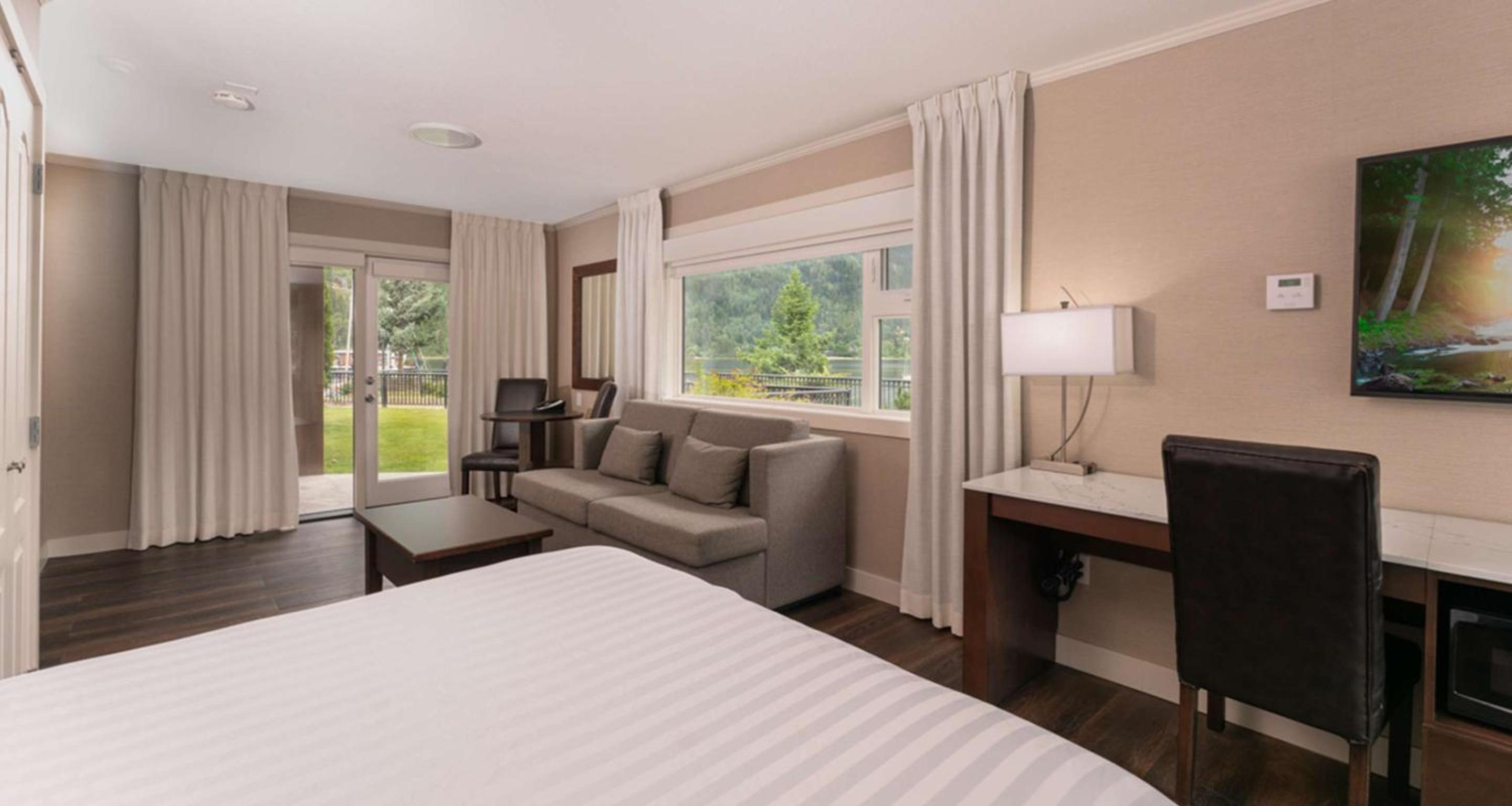 Prestige Lakeside Resort, WorldHotels Elite