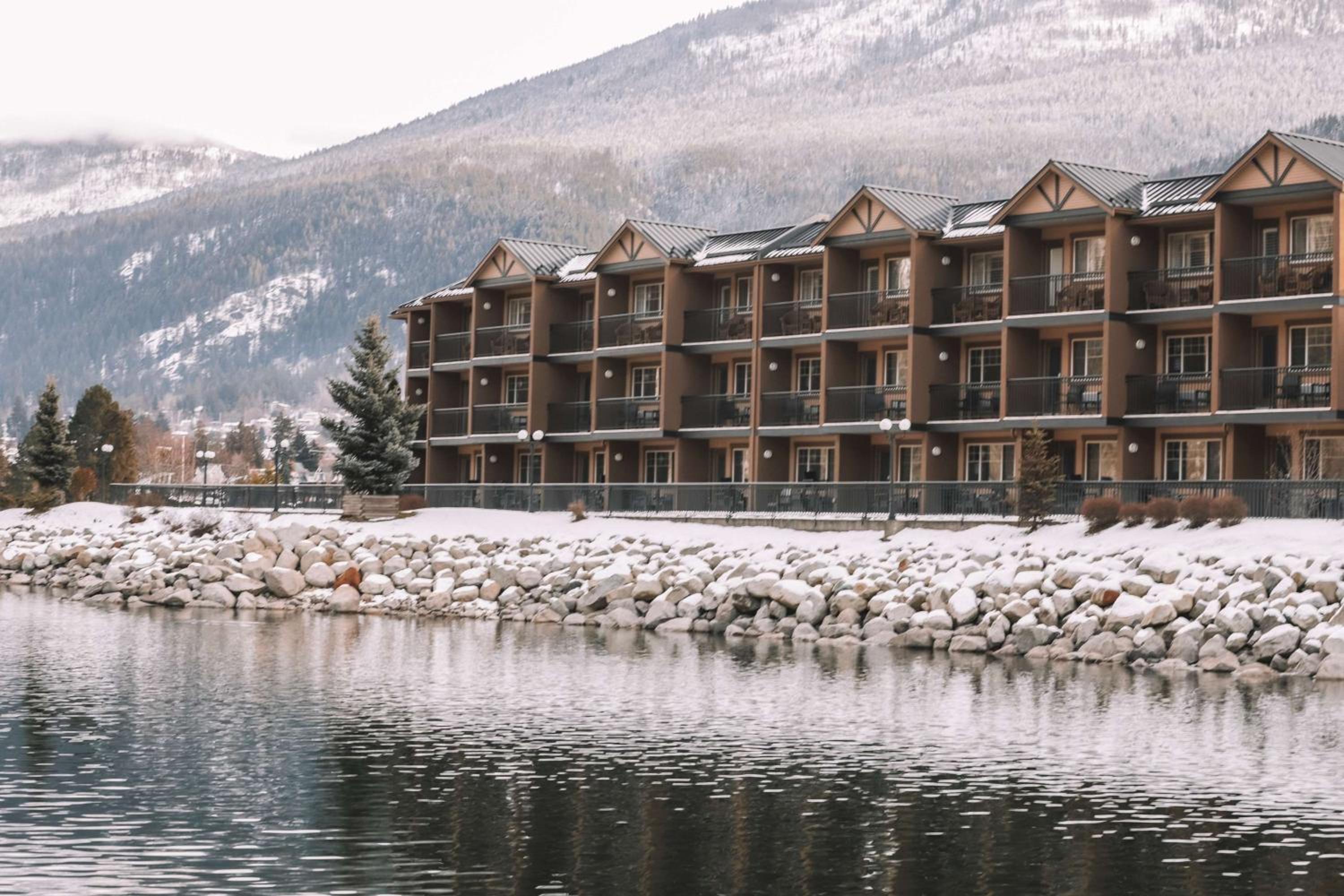 Prestige Lakeside Resort, WorldHotels Elite