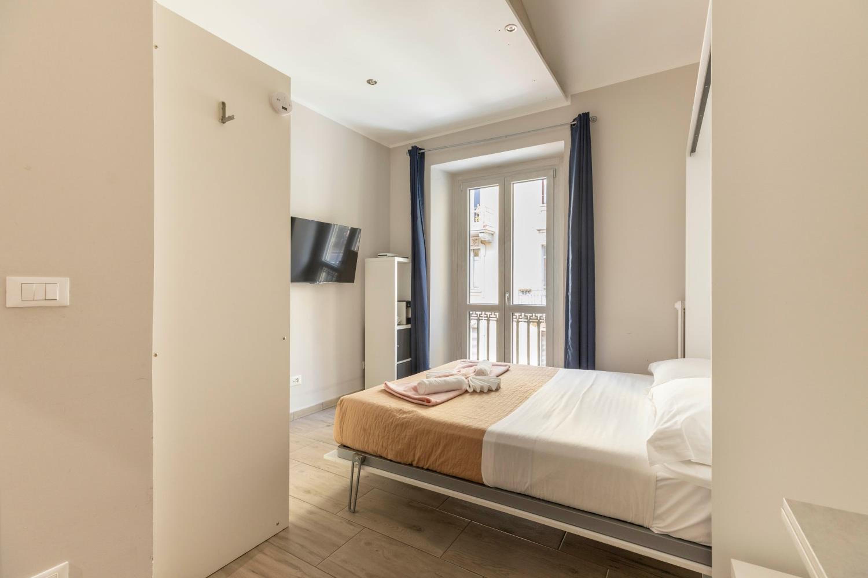 Montebello 42 Studio Apartment by Alterego en Turin — hotel room