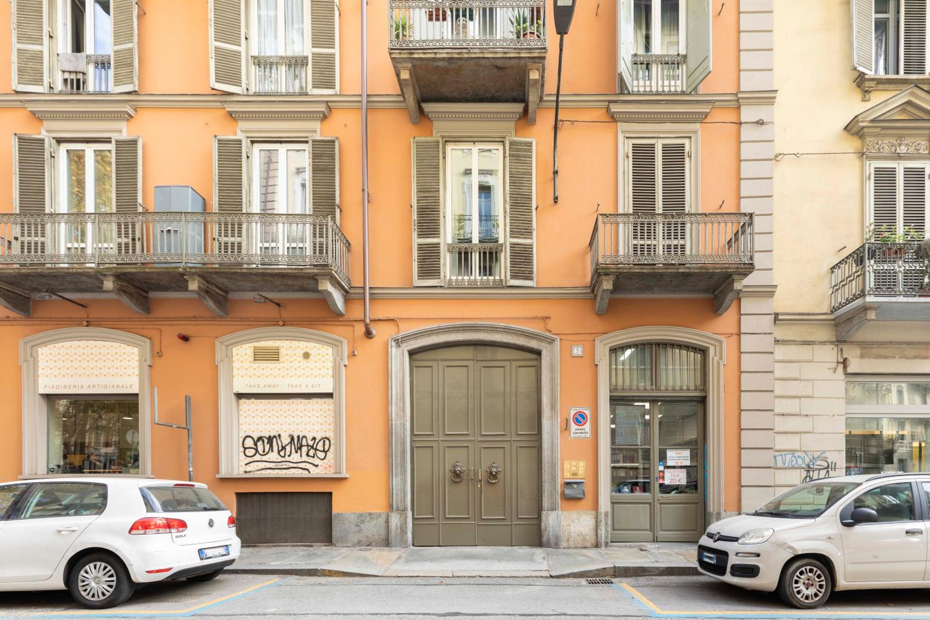 Montebello 42 Studio Apartment by Alterego en Turin