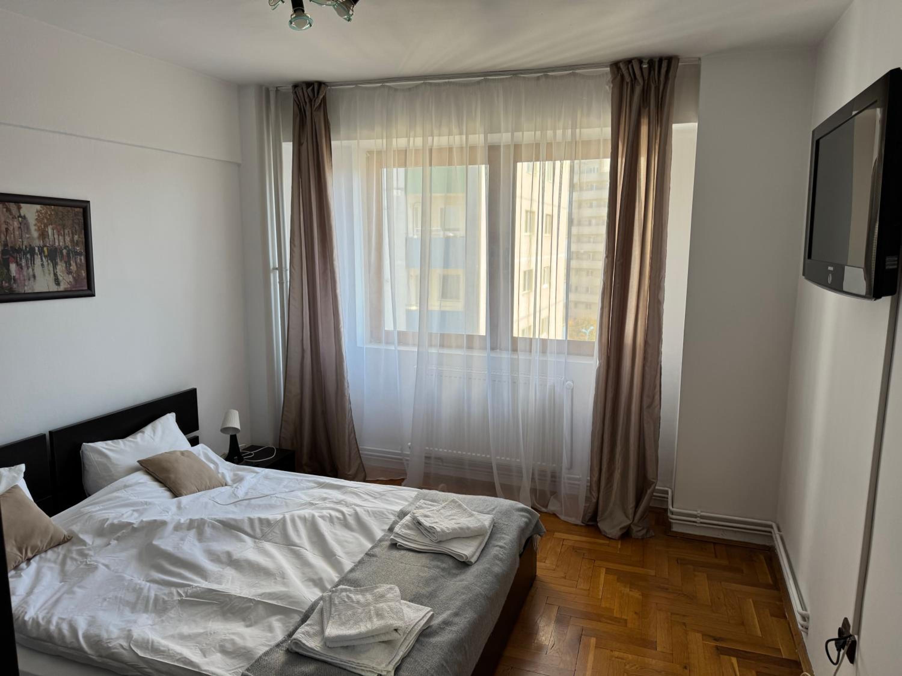 Hosthea Apartament Brasov view 2