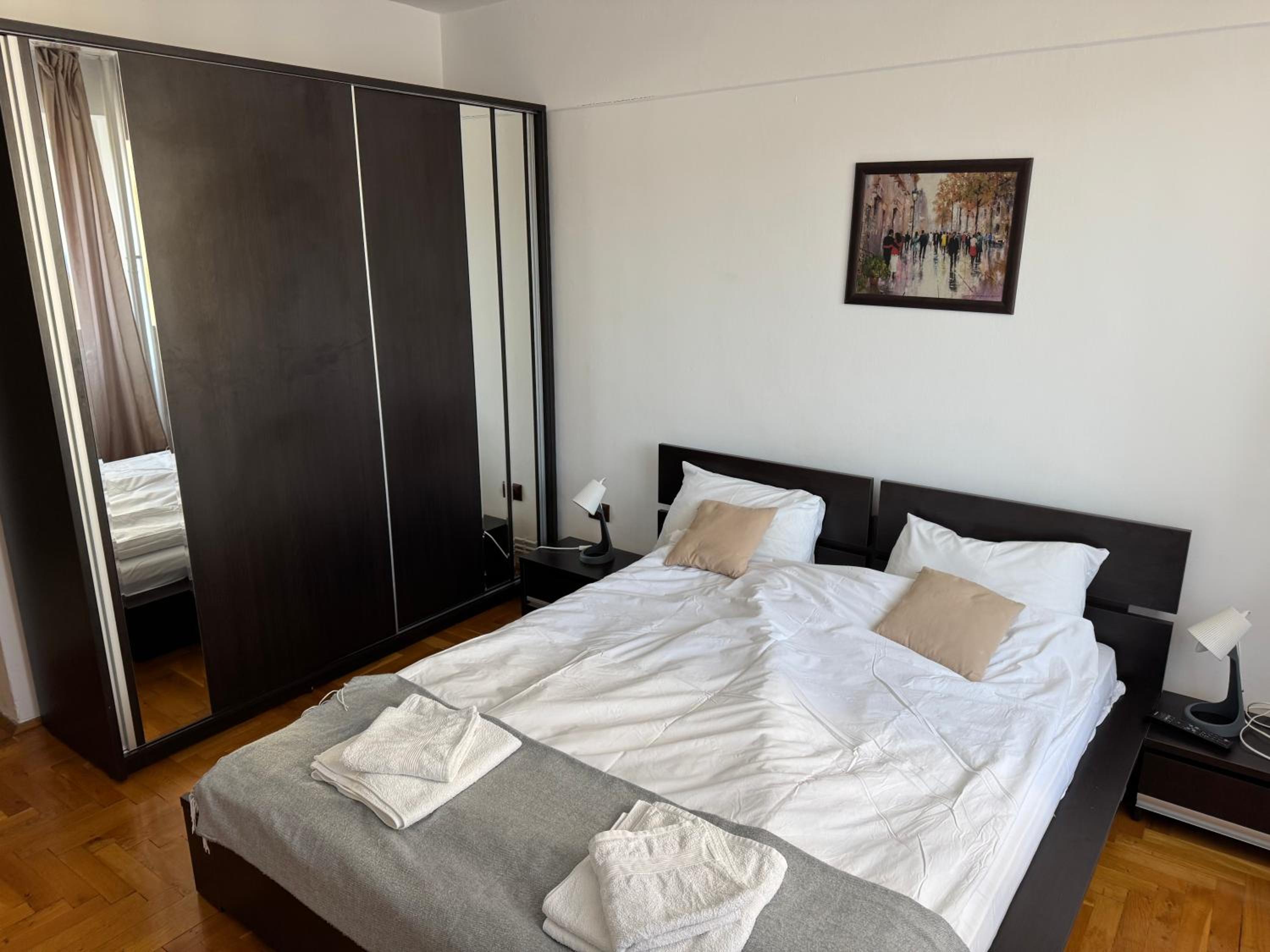 Hosthea Apartament Brasov view 5