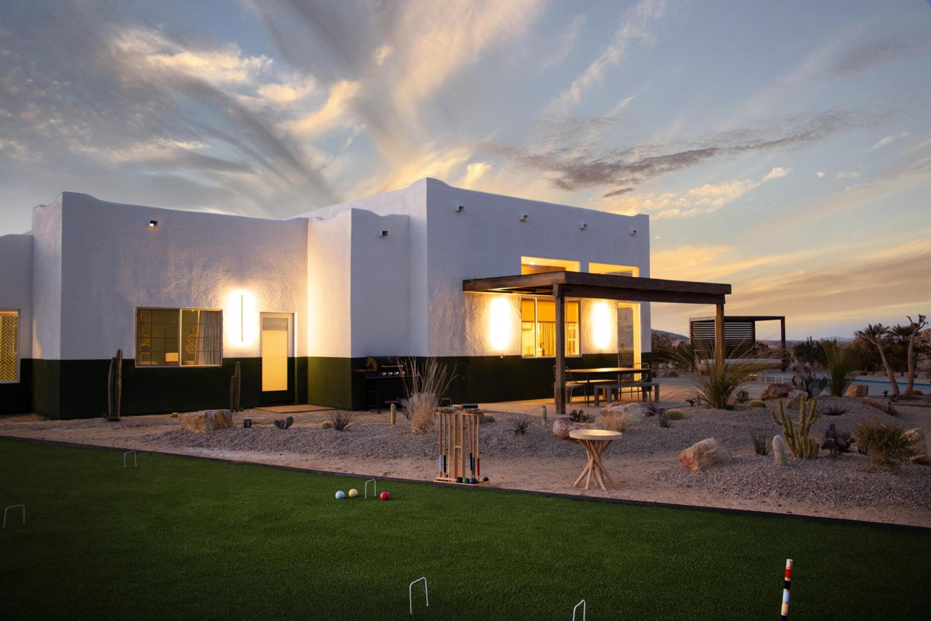 Joshua Tree Country Club-Villa/Pool/Sport/Boulders - Property Image 50