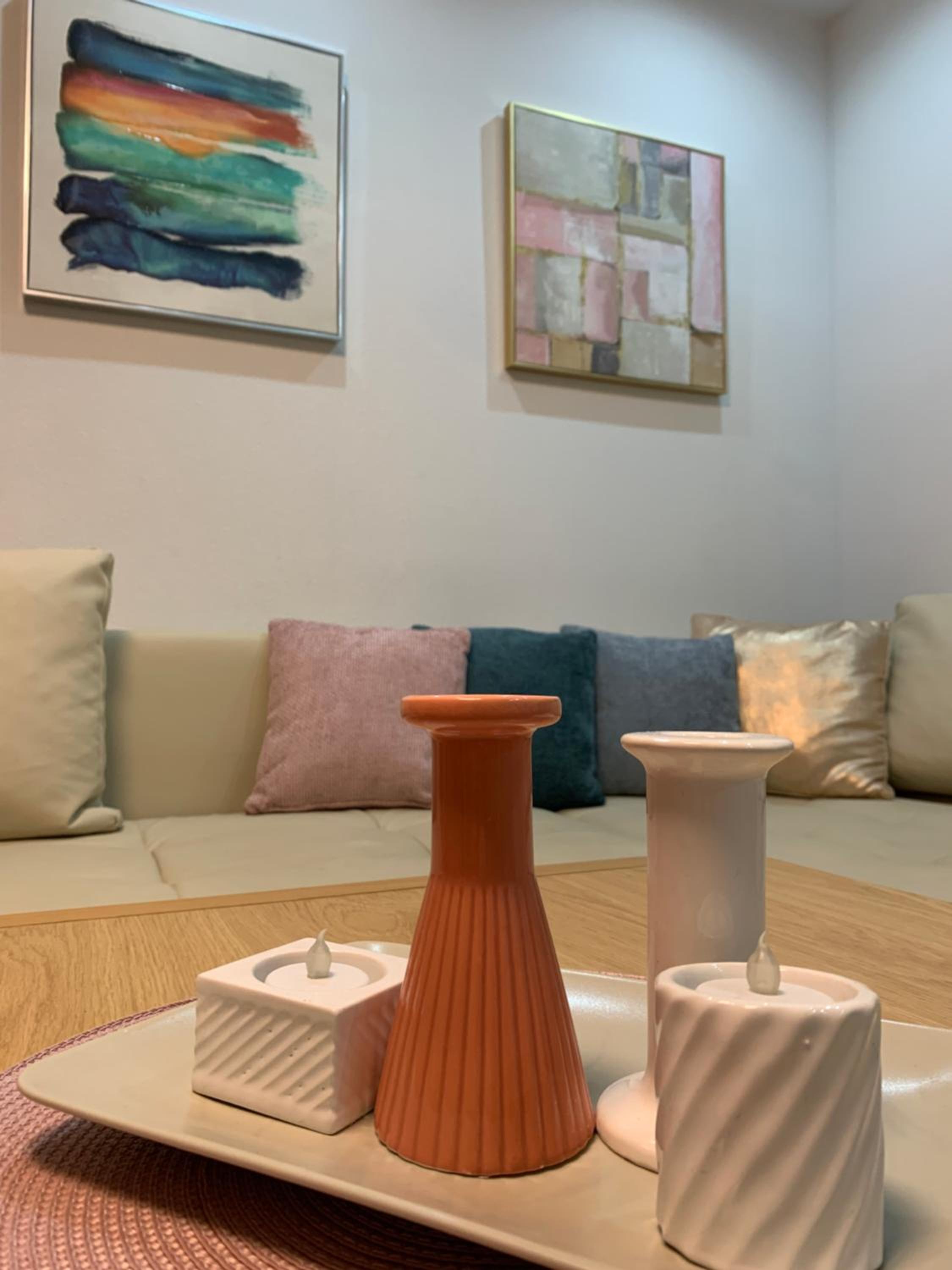Family-Friendly 2-BedRoom Apt Free Parking view 5