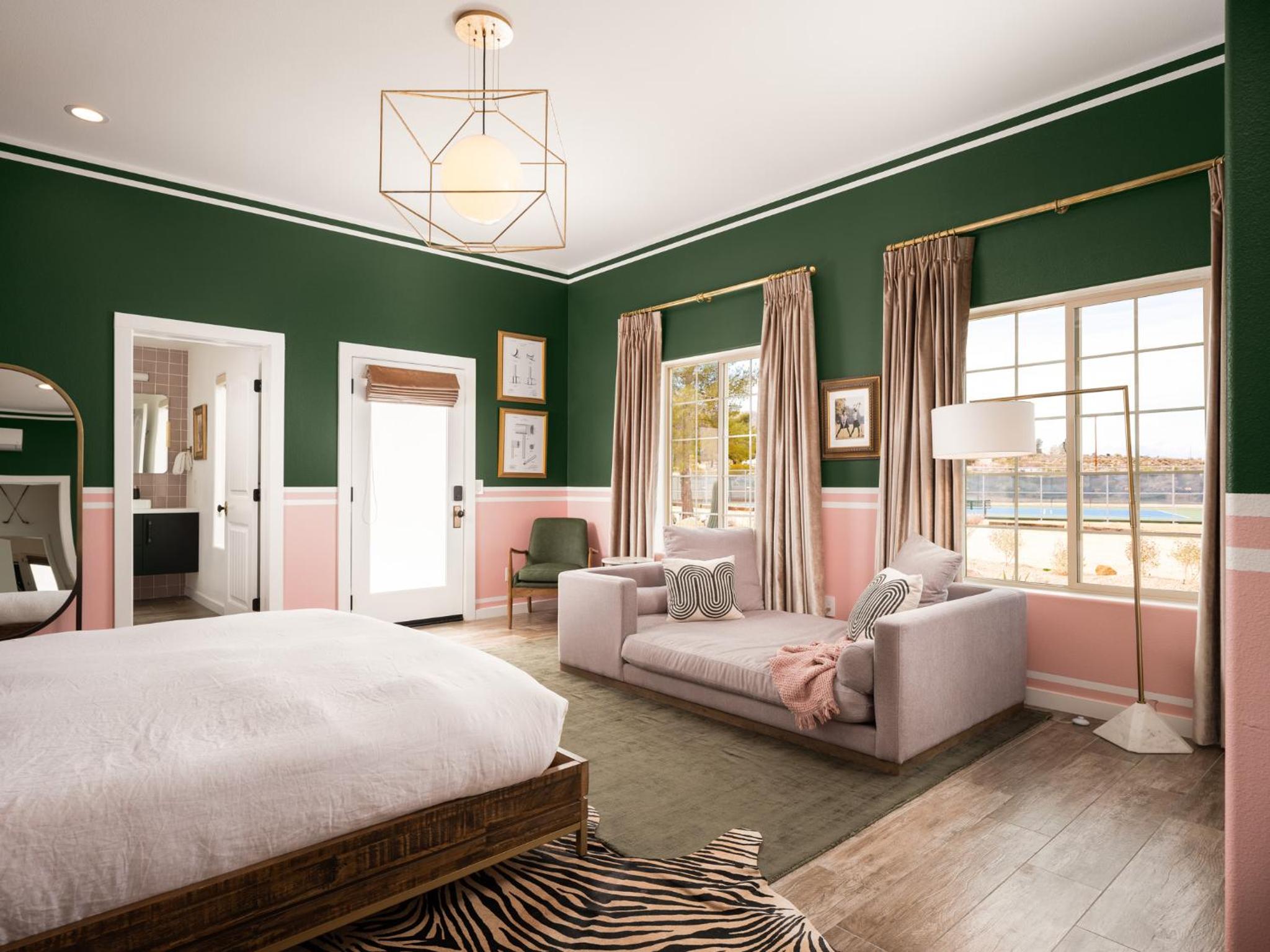 Joshua Tree Country Club-Villa/Pool/Sport/Boulders - Property Image 5