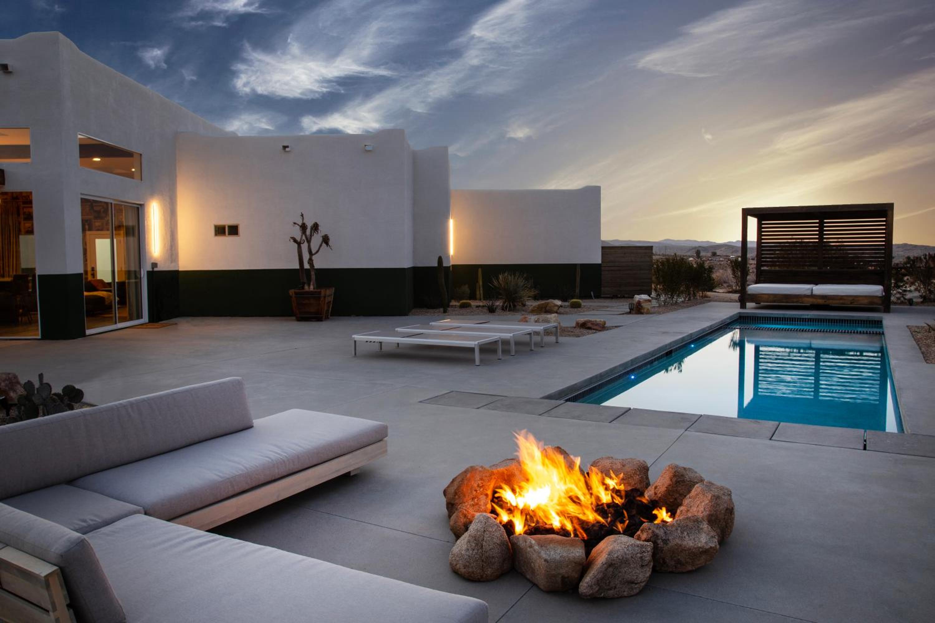 Joshua Tree Country Club-Villa/Pool/Sport/Boulders - Property Image 28