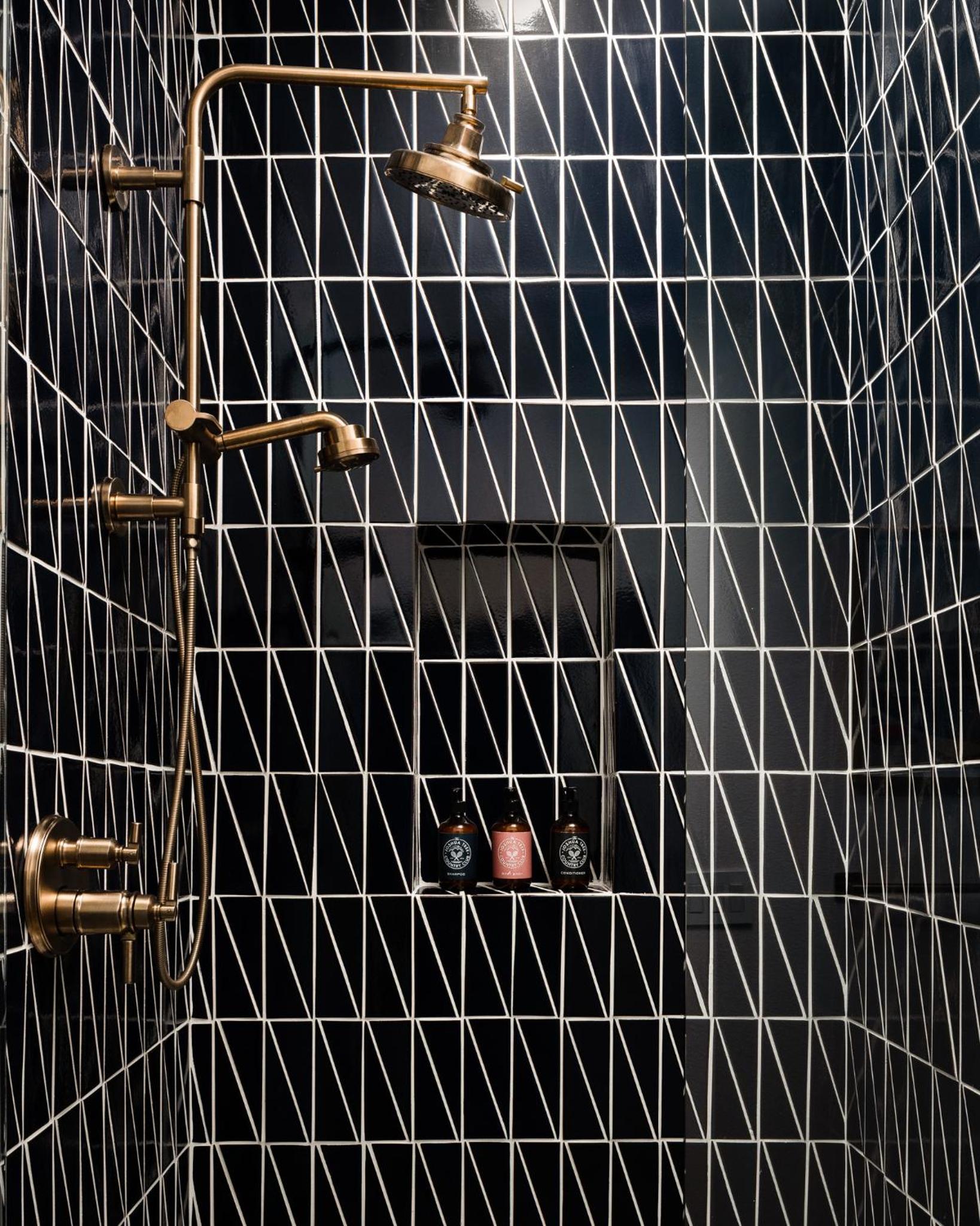 Joshua Tree Country Club-Villa/Pool/Sport/Boulders - Property Image 22