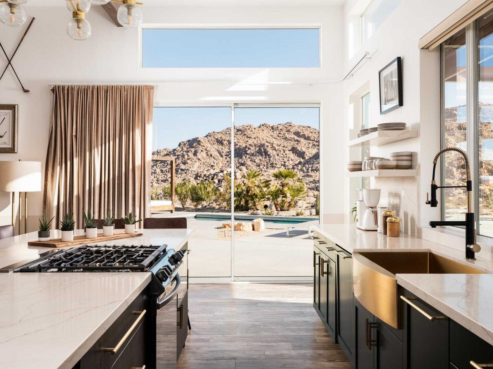 Joshua Tree Country Club-Villa/Pool/Sport/Boulders - Property Image 38