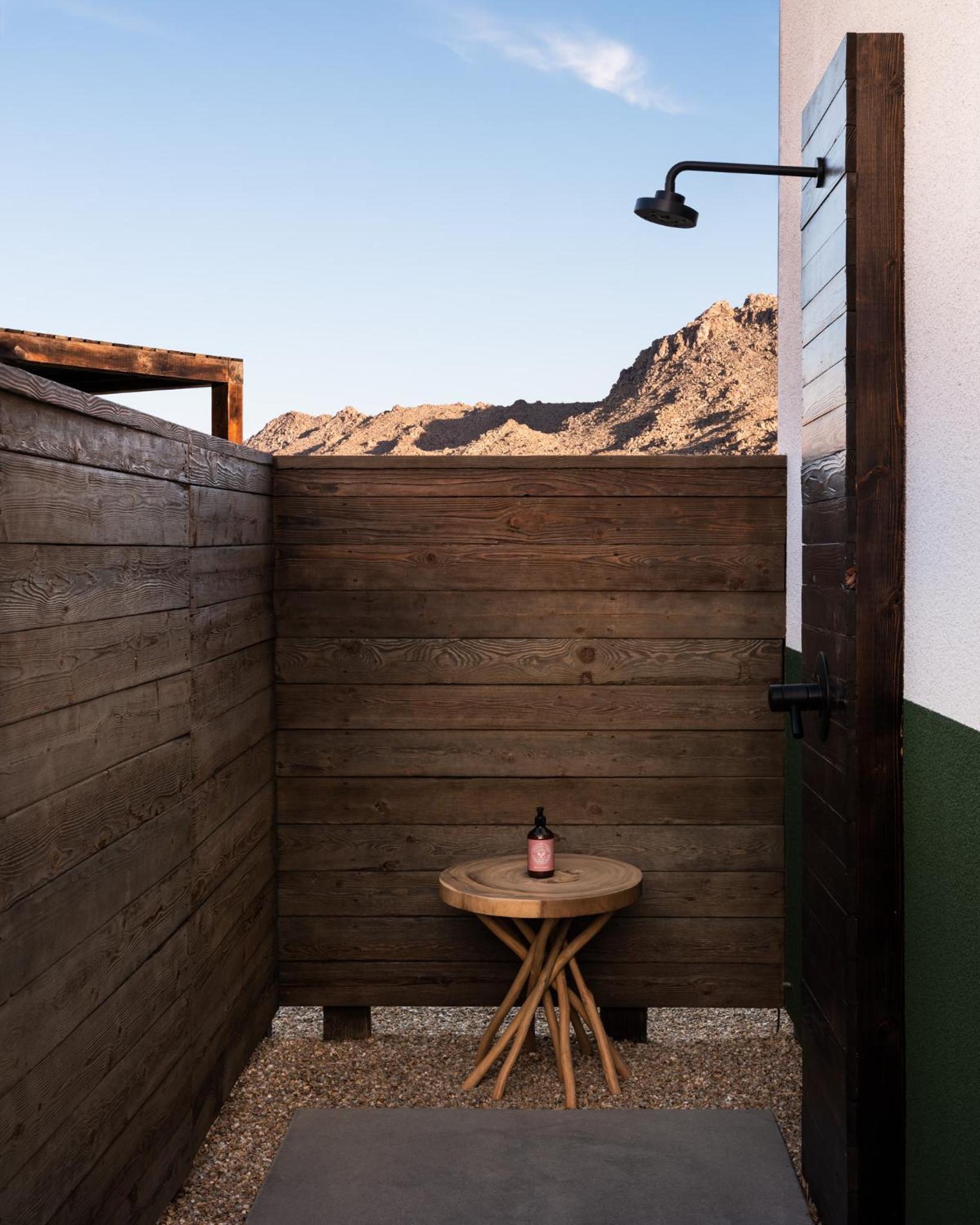 Joshua Tree Country Club-Villa/Pool/Sport/Boulders - Property Image 58