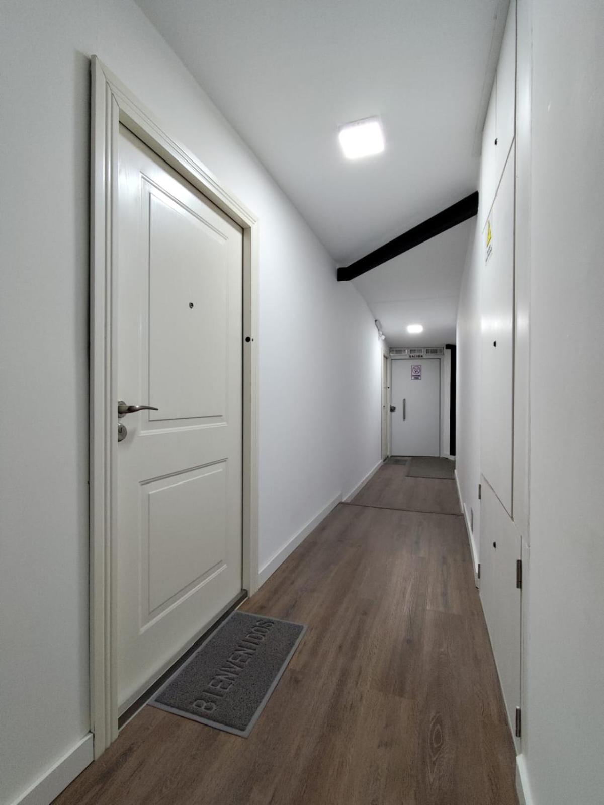 Suites & Estudios Inglaterra II view 4