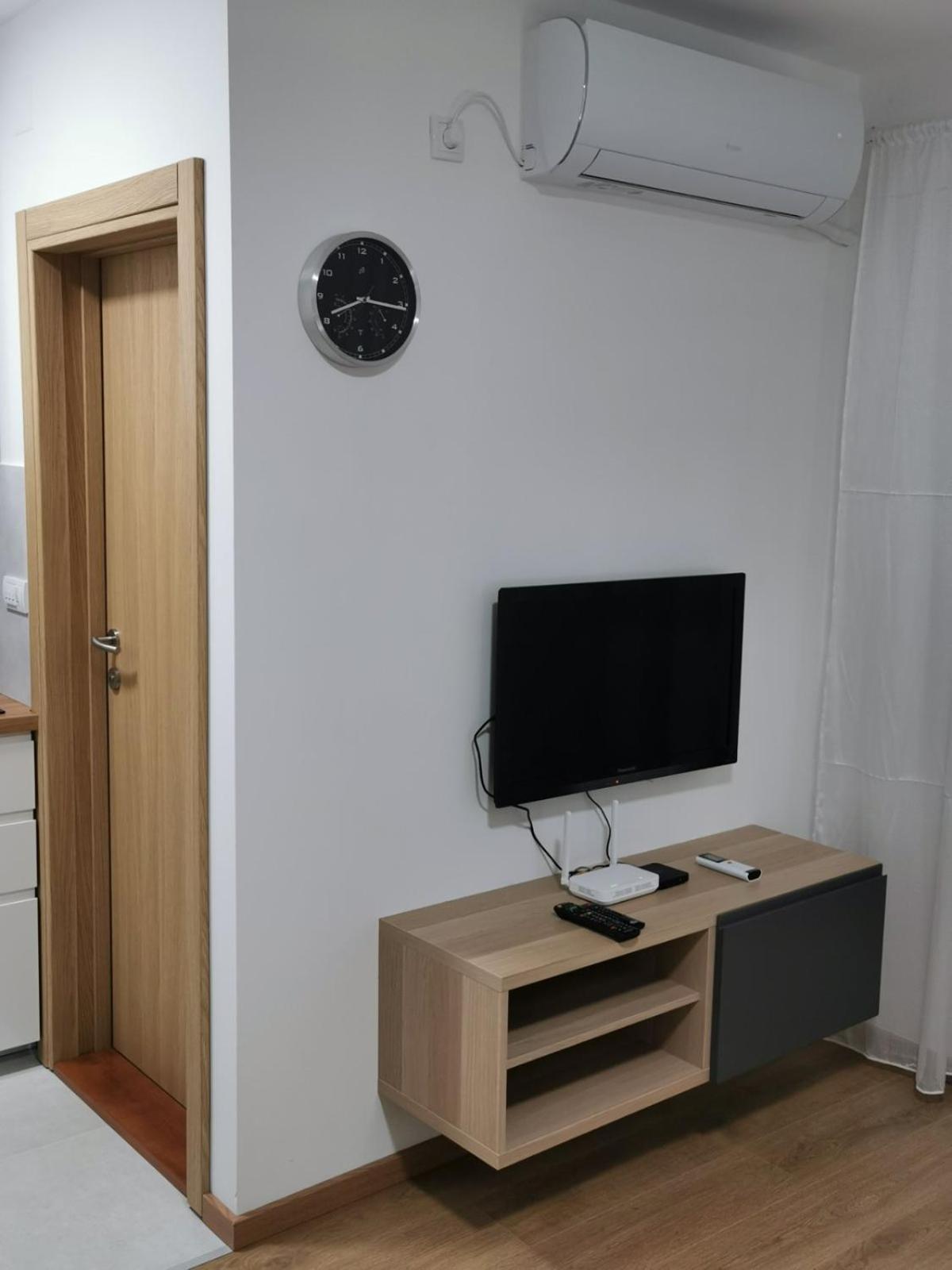 Apartman Good Night view 4