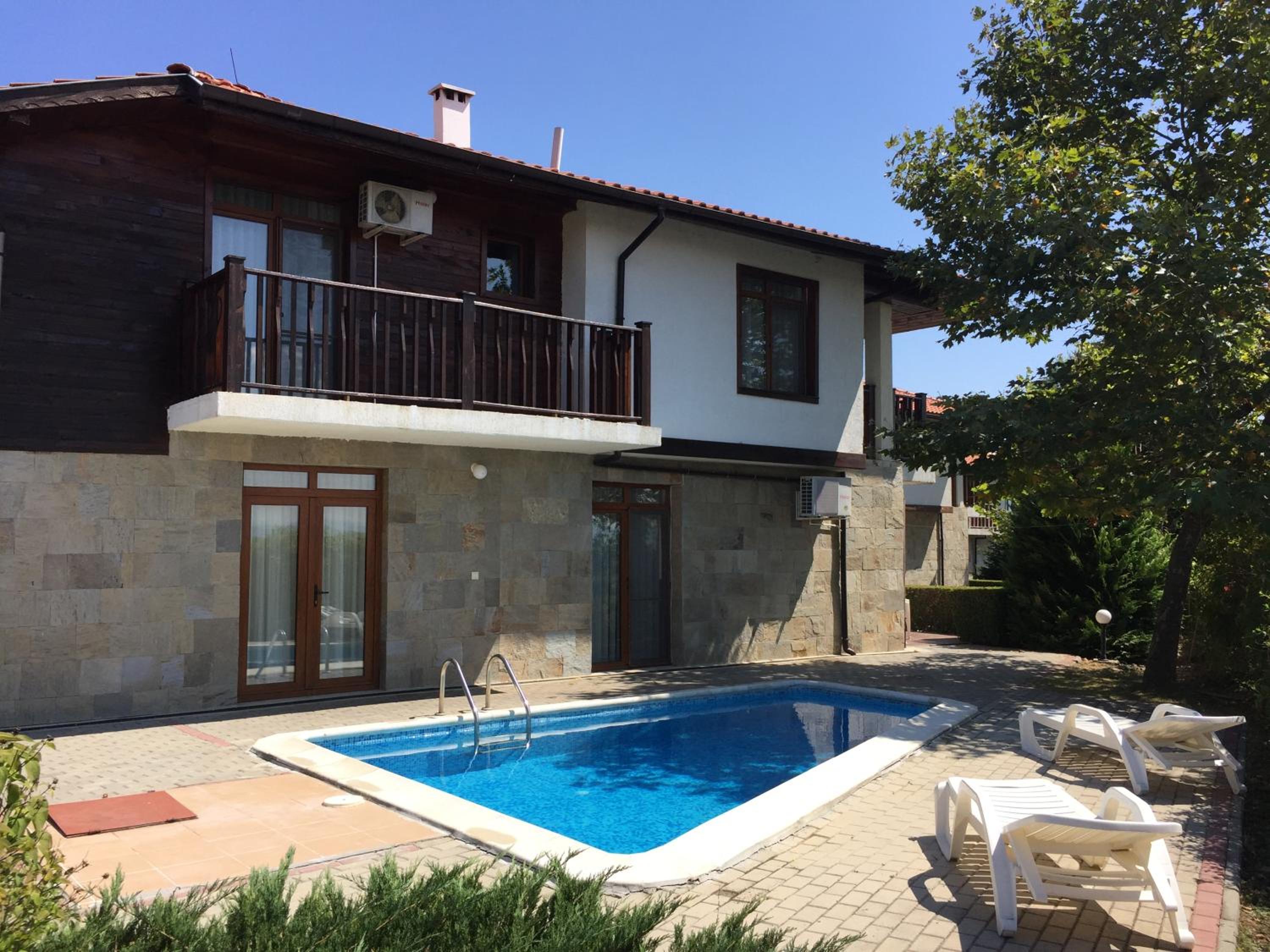 HillTop Villa