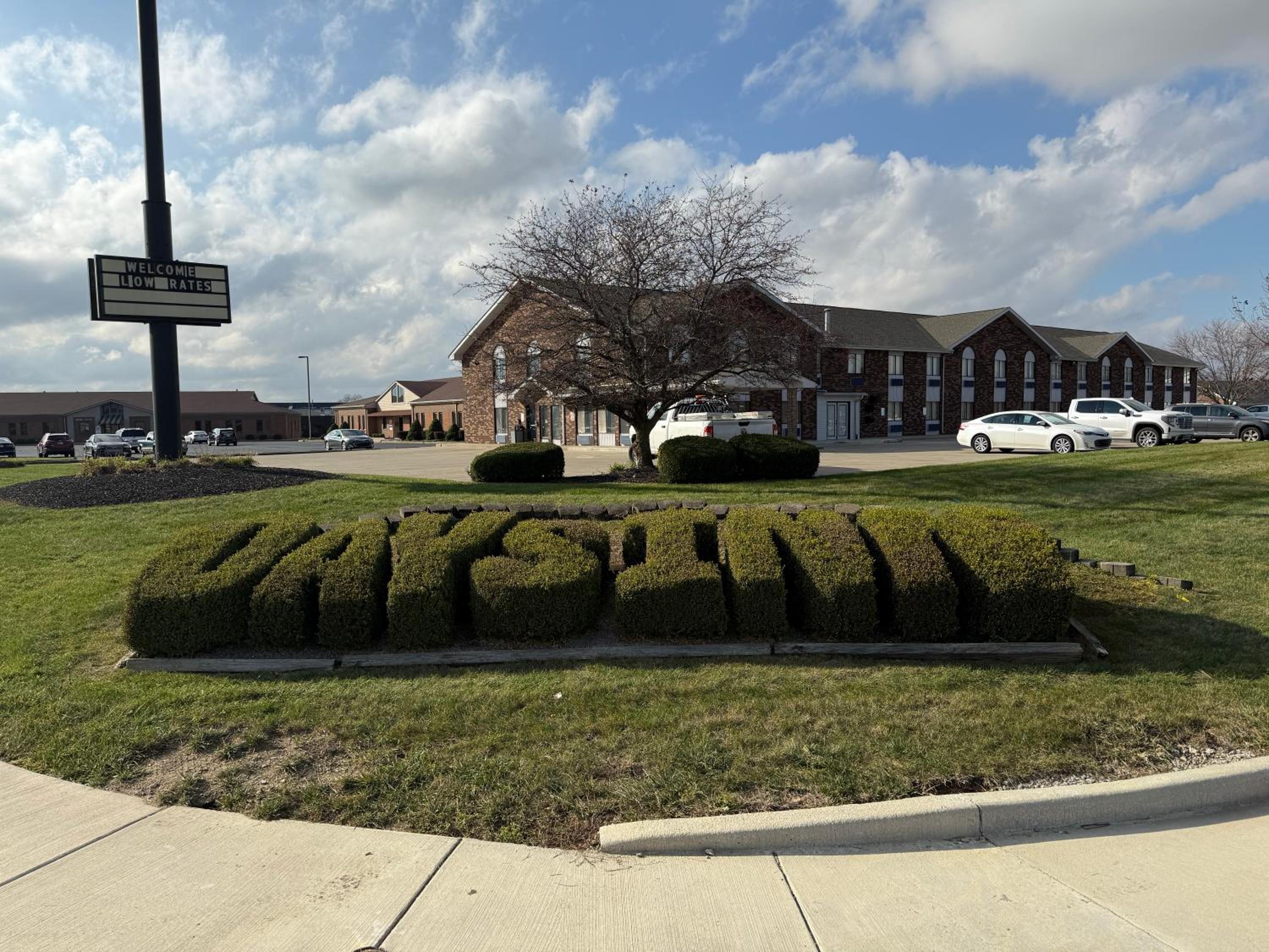 Muncie Vacations - Days Inn by Wyndham Muncie -Ball State University - Property Image 34