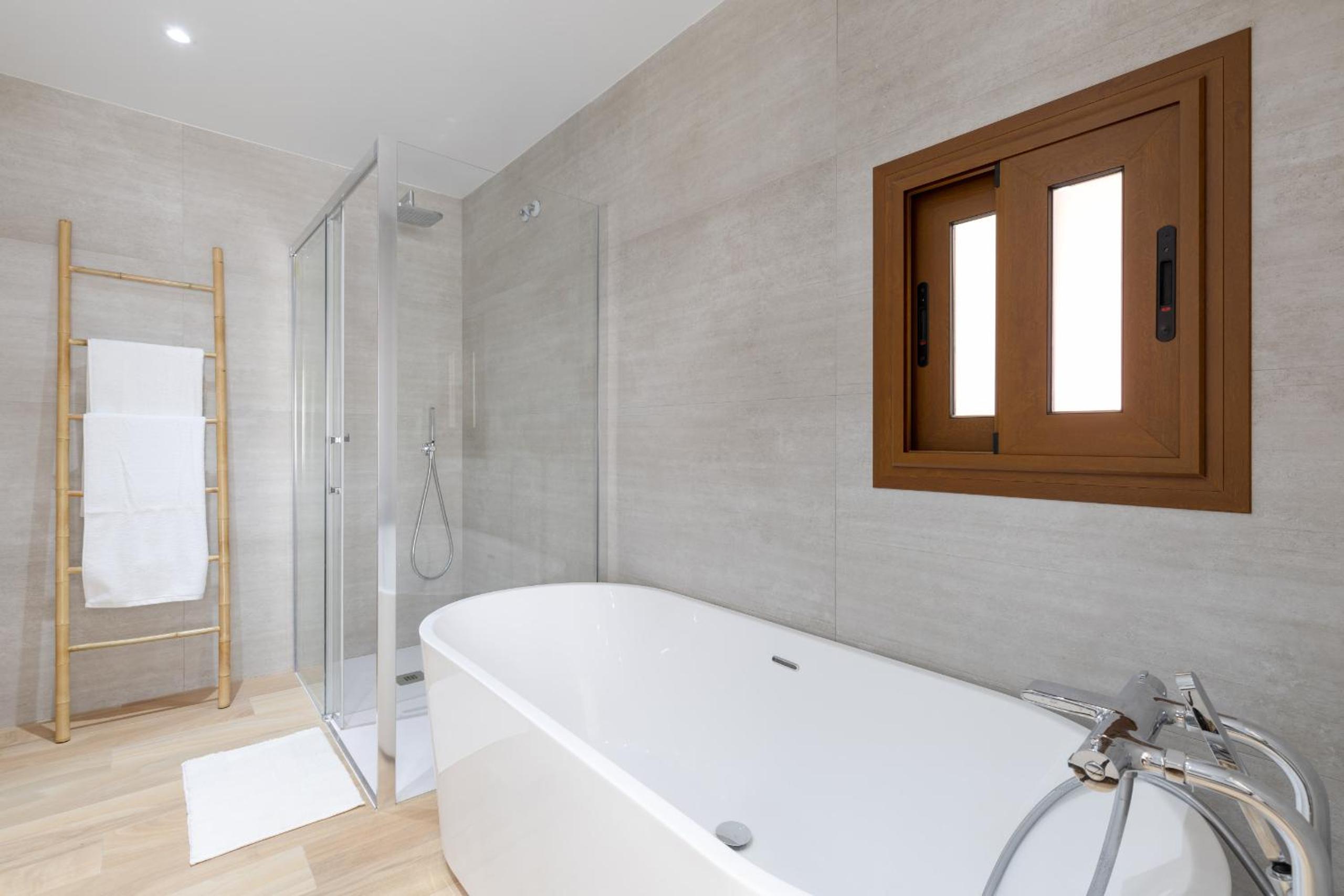 Beautiful SeaViews by Fidalsa