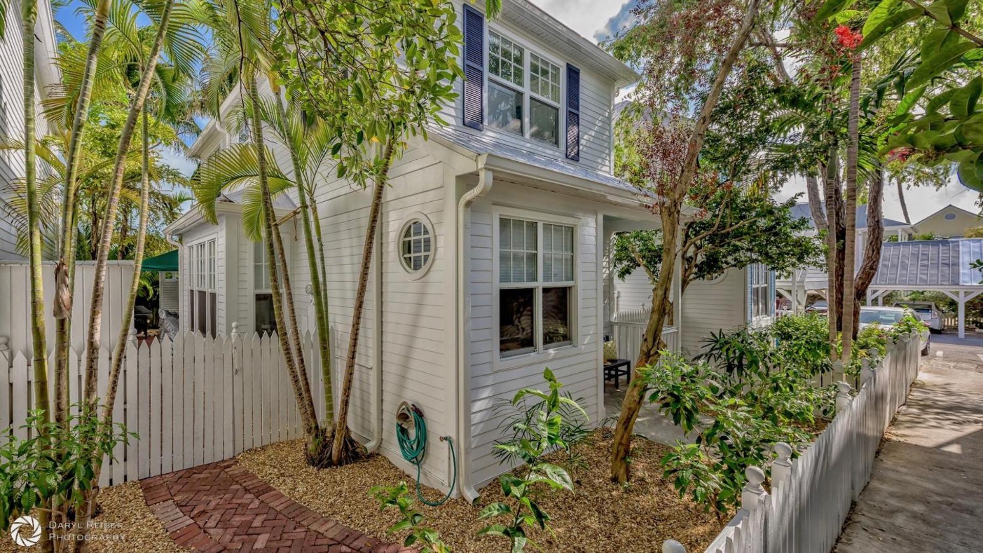 Saltwater Sapphire by Last Key Realty view 4