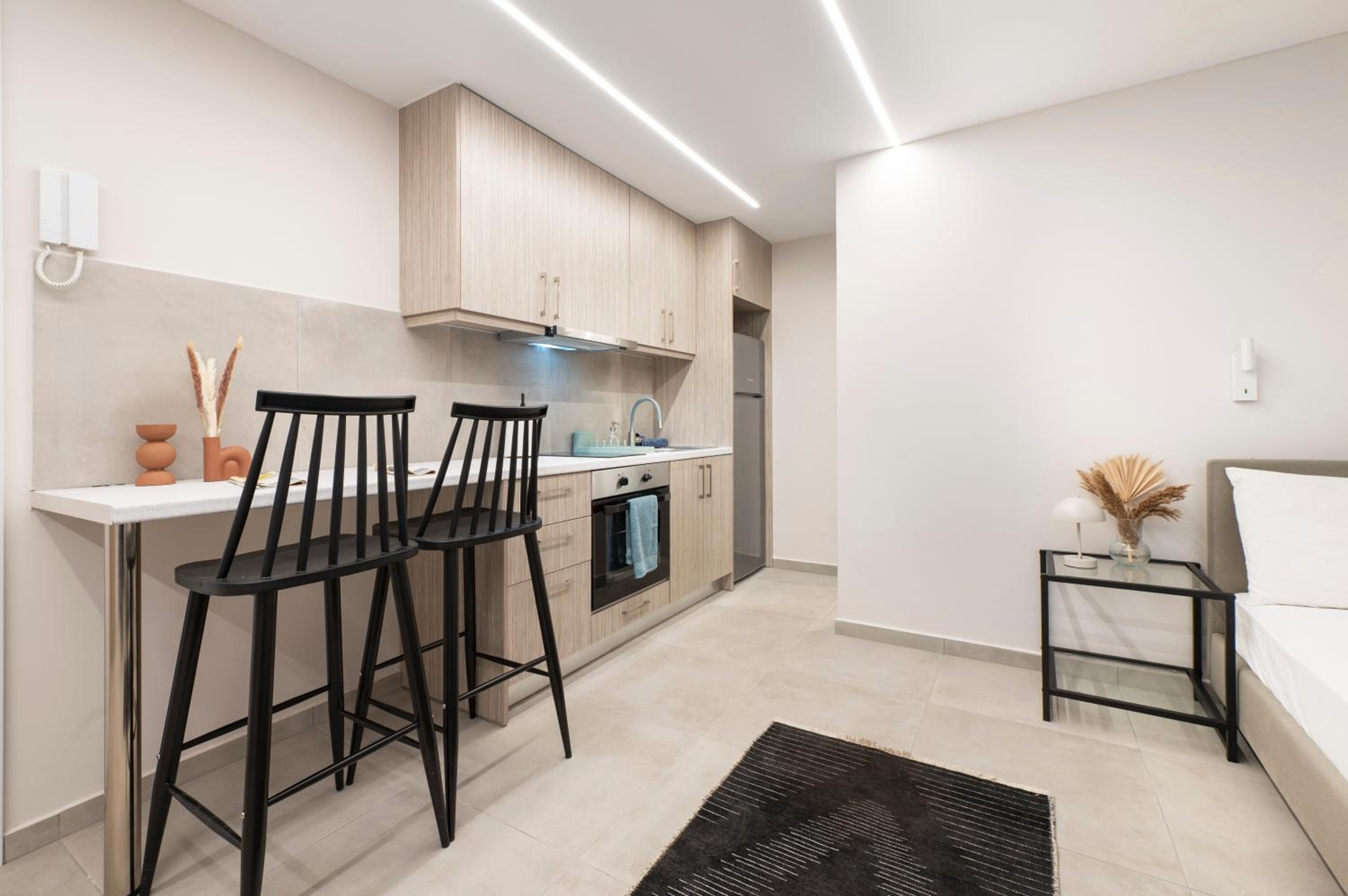Oculus Kolonos Suites by Live&Travel