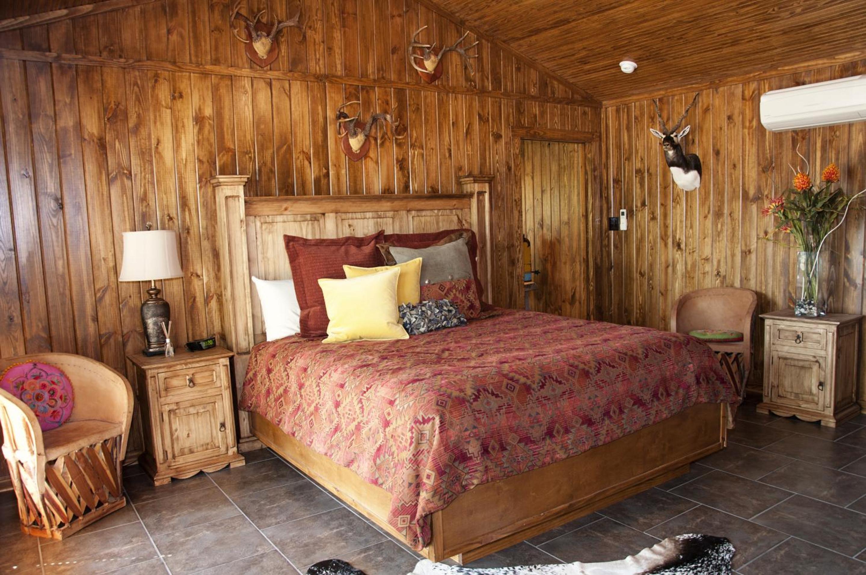 Live Oaks Bed and Breakfast