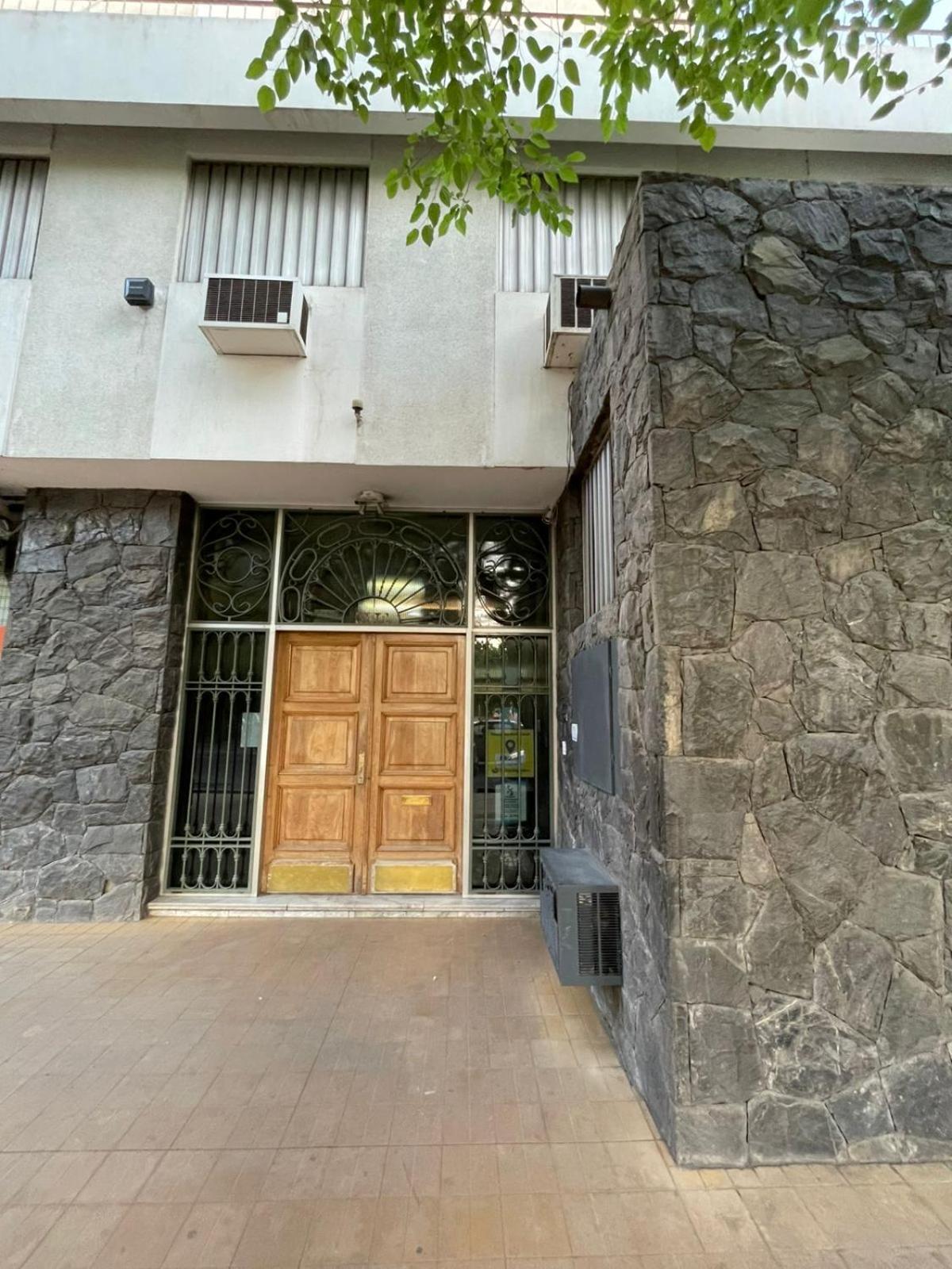 Depto con Terraza en el Centro de Mendoza, cerca del Parque San Martín y Av Arístides