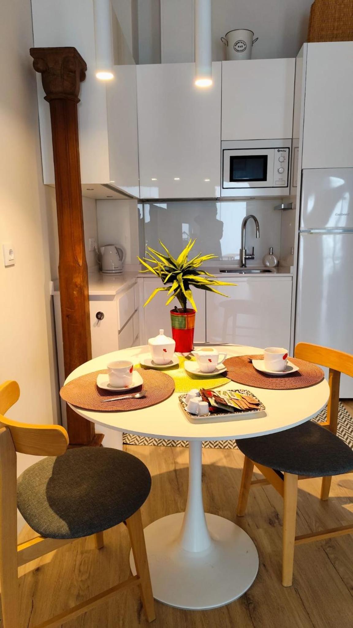 Silent top-rated apartament in the center of Seville