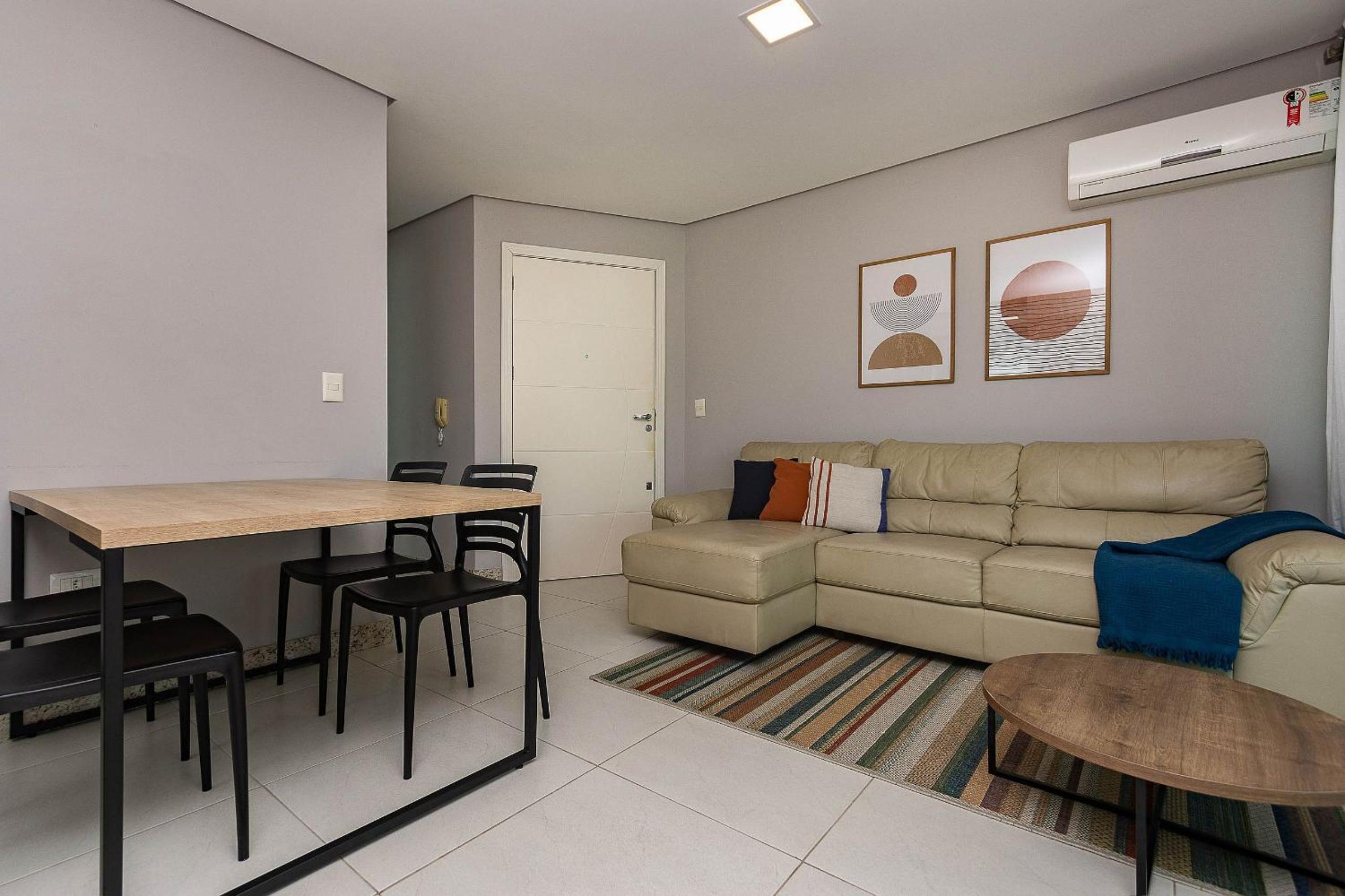 Vila das Ondas 206 - Apartamento Econômico a Metros do Mar em Canto Grande - 2 Dormitórios Para até 4 pessoas