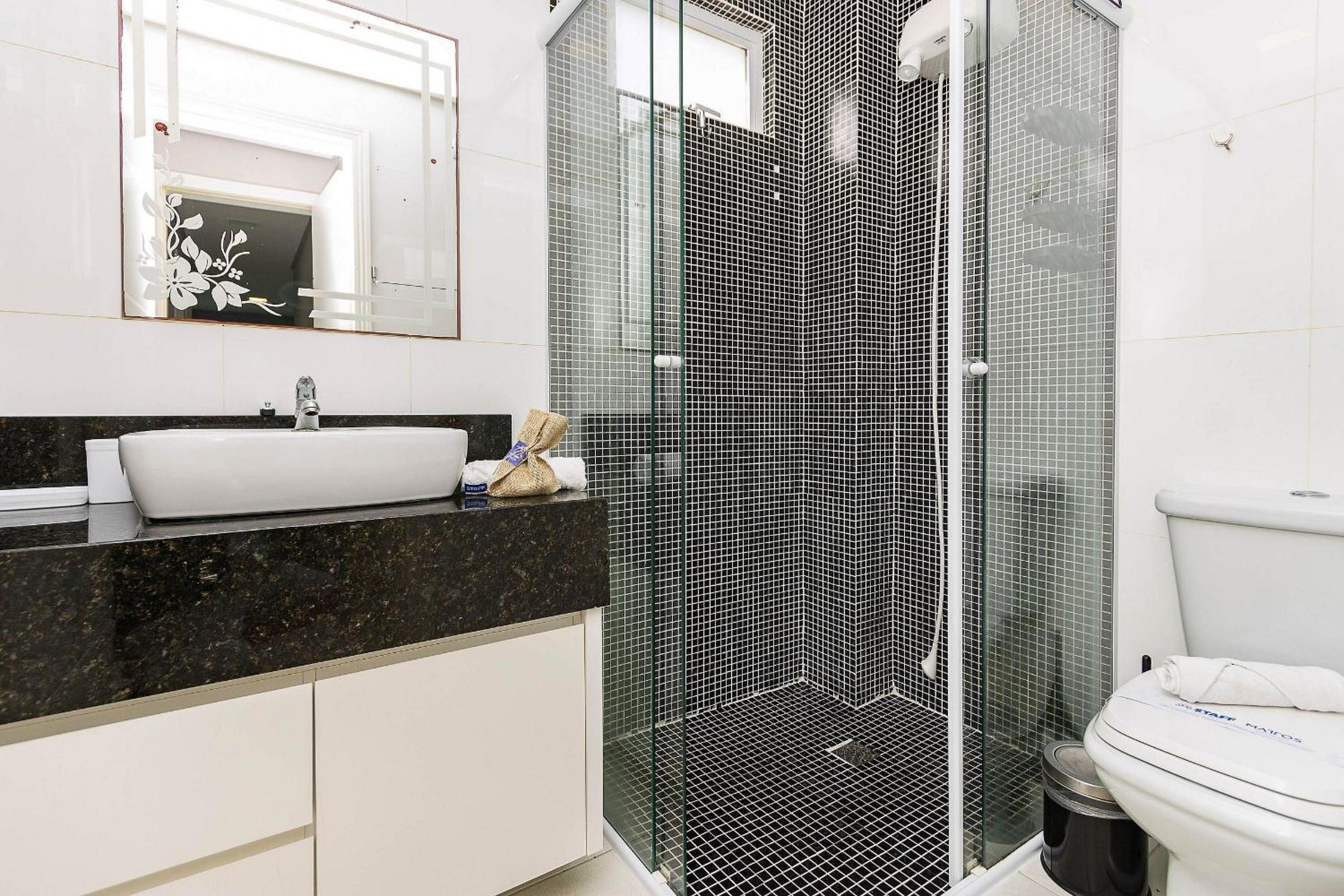 Vila das Ondas 206 - Apartamento Econômico a Metros do Mar em Canto Grande - 2 Dormitórios Para até 4 pessoas