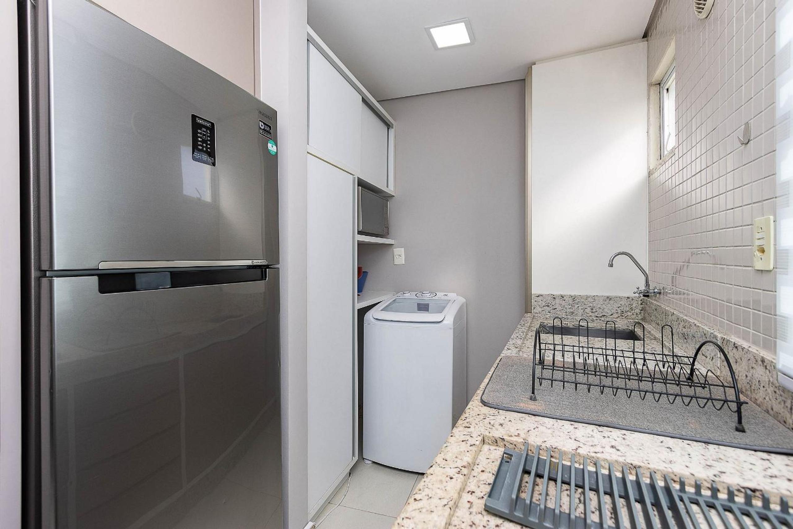Vila das Ondas 206 - Apartamento Econômico a Metros do Mar em Canto Grande - 2 Dormitórios Para até 4 pessoas