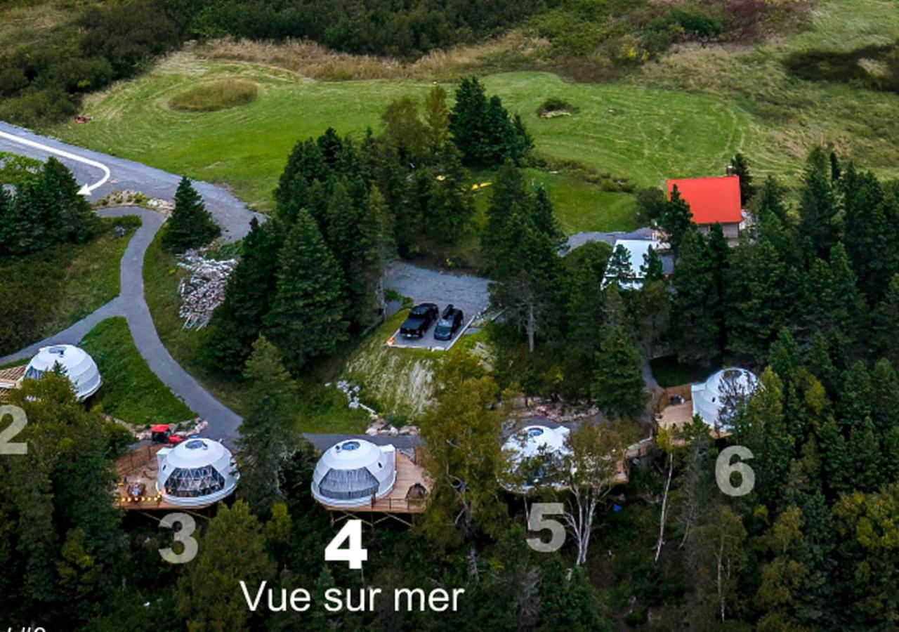 Domes Rocher Percé at Domaine Renard