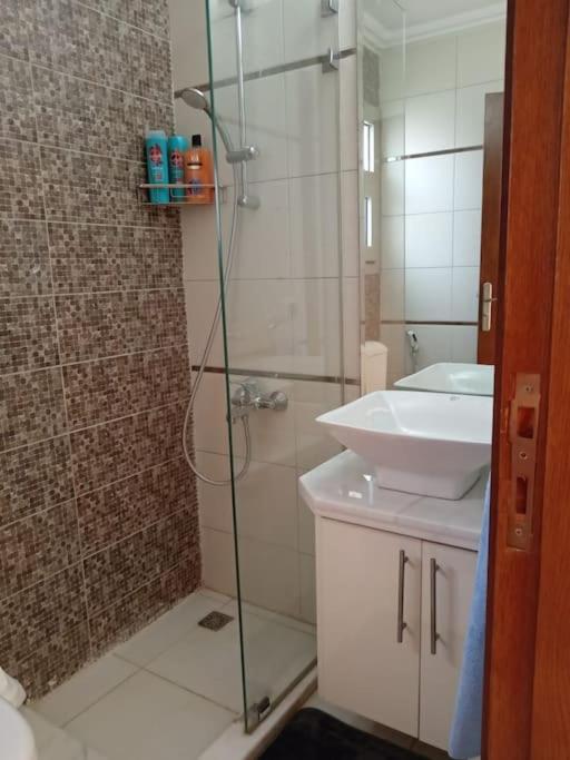 Amazing Apartment in M R G 3
